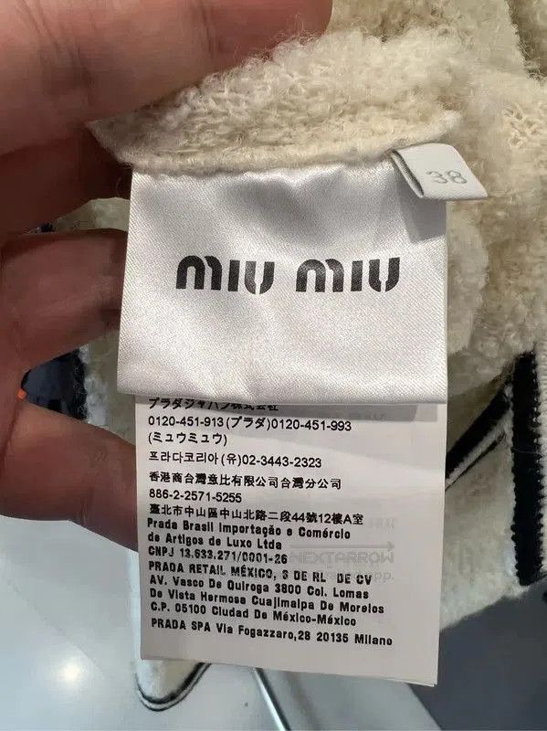 Miu Miu Miu Miu White Wool Cardigan with Black Trim . Size M / US 6-8 / IT 42-44 - 5 Thumbnail