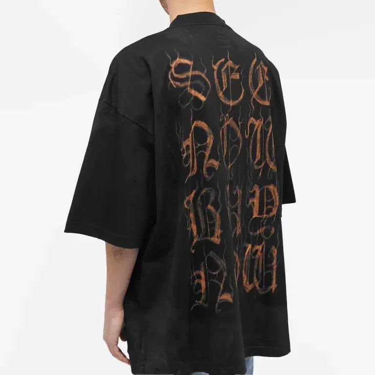 Balenciaga Distressed Gothic logo oversized size large L Size US L / EU 52-54 / 3 - 4 Thumbnail