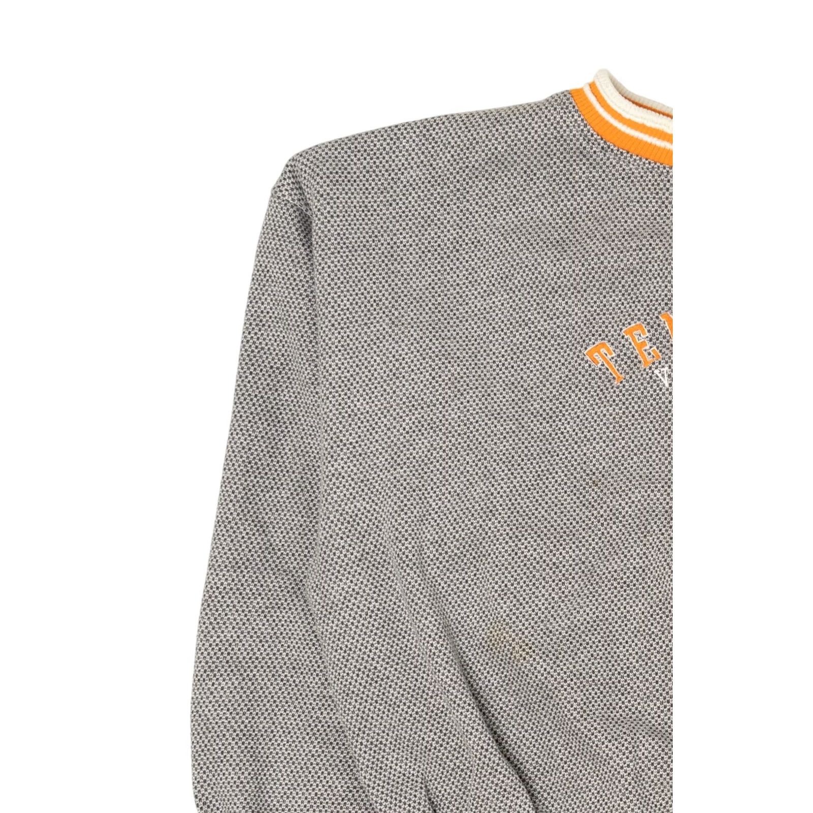 Vintage VINTAGE Tennessee Volunteers Sweatshirt 1990s X-Large Grey Long Sleeve Cotton / Polyester Red Oak Sportswear Mens Size US XL / EU 56 / 4 - 6 Thumbnail