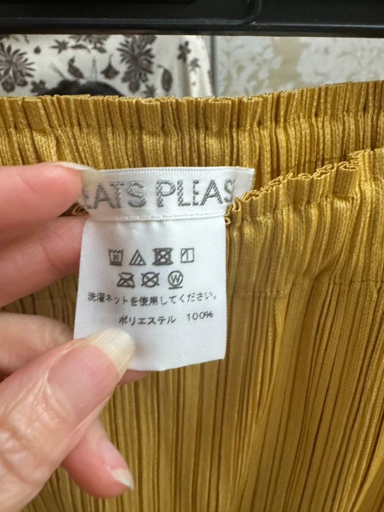 Issey Miyake Issey Miyake size:1 Yellow pleated slit skirt Size 31" - 4 Thumbnail