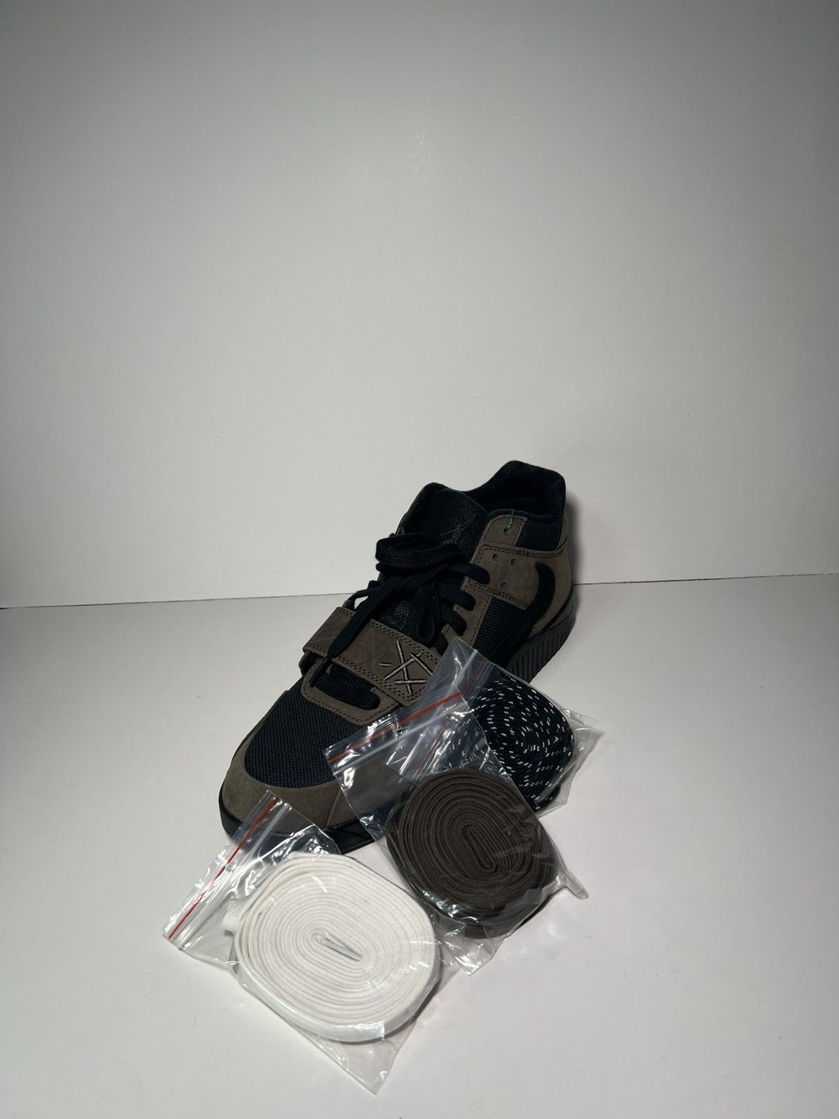 Nike × Travis Scott Jordan Jumpman Jack TR(t-rexx) Travis Scott "Dark Mocha" Size US 13 / EU 46 - 8 Thumbnail