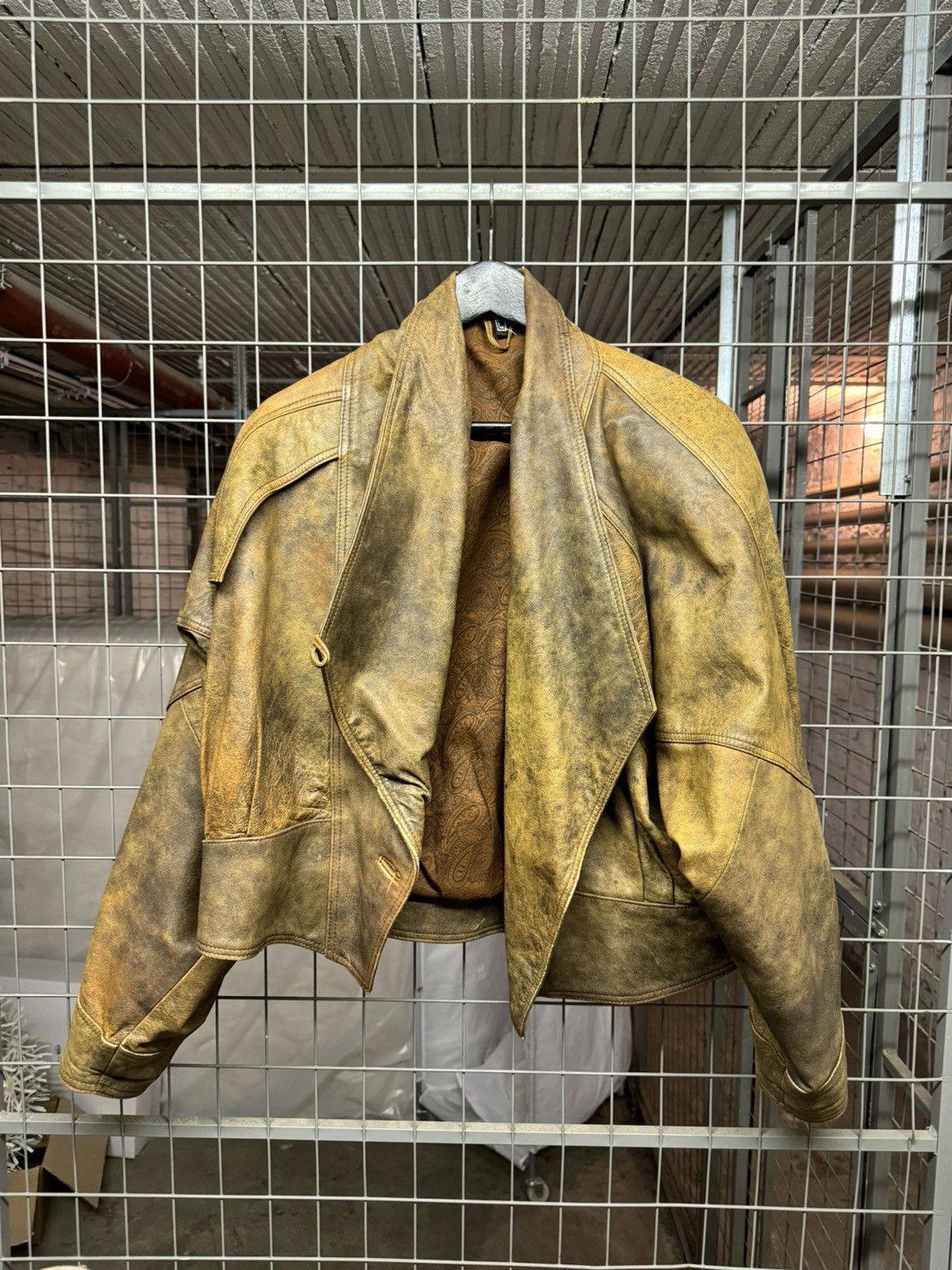 Genuine Leather Vintage Leather Bomber Jacket from 80’S Size US L / EU 52-54 / 3 - 3 Thumbnail