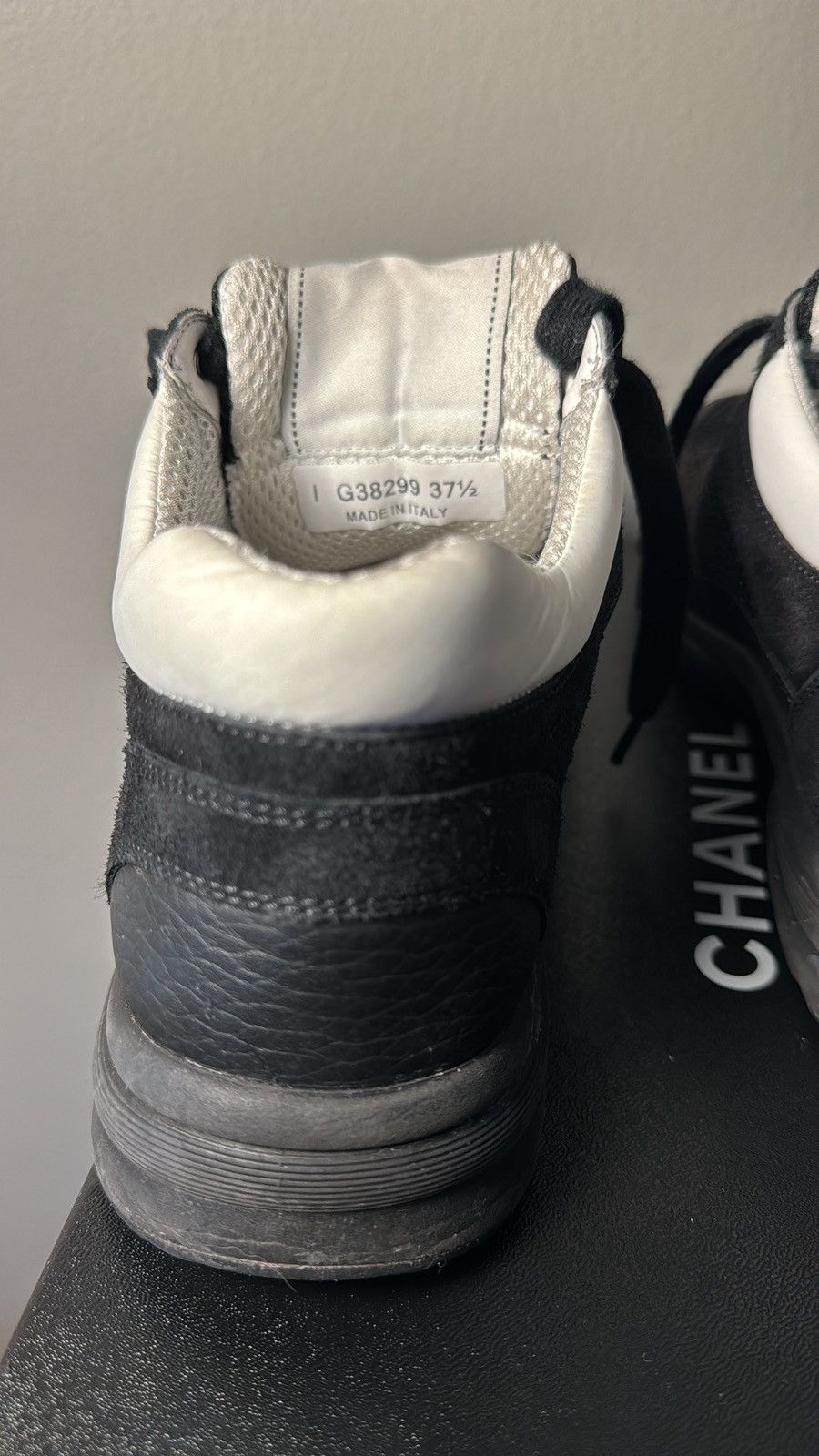 Chanel Mesh, Suede Calfskin & Grained Calfskin Black & White Size US 7.5 / IT 37.5 - 5 Thumbnail