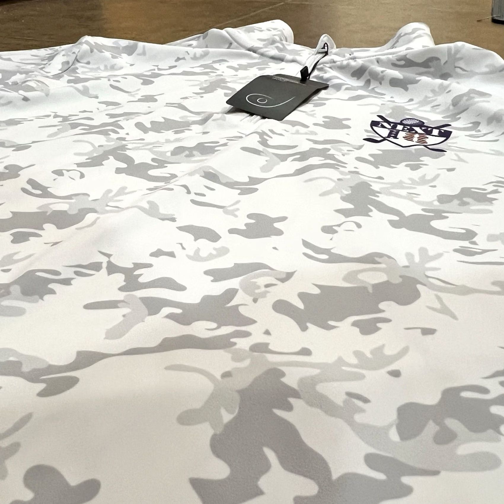 Vintage Old Fashioned Golf Shirt Camouflage Quarter Zip 1/4 White Gray Camo Pattern L Mens Size US L / EU 52-54 / 3 - 6 Thumbnail