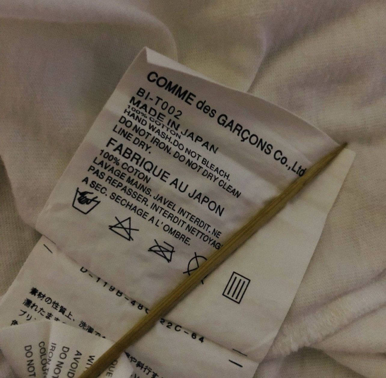 Comme des Garcons VINTAGE COMME DES GARCONS PARFUMS HEART TEE VERY RARE Size US S / EU 44-46 / 1 - 5 Thumbnail