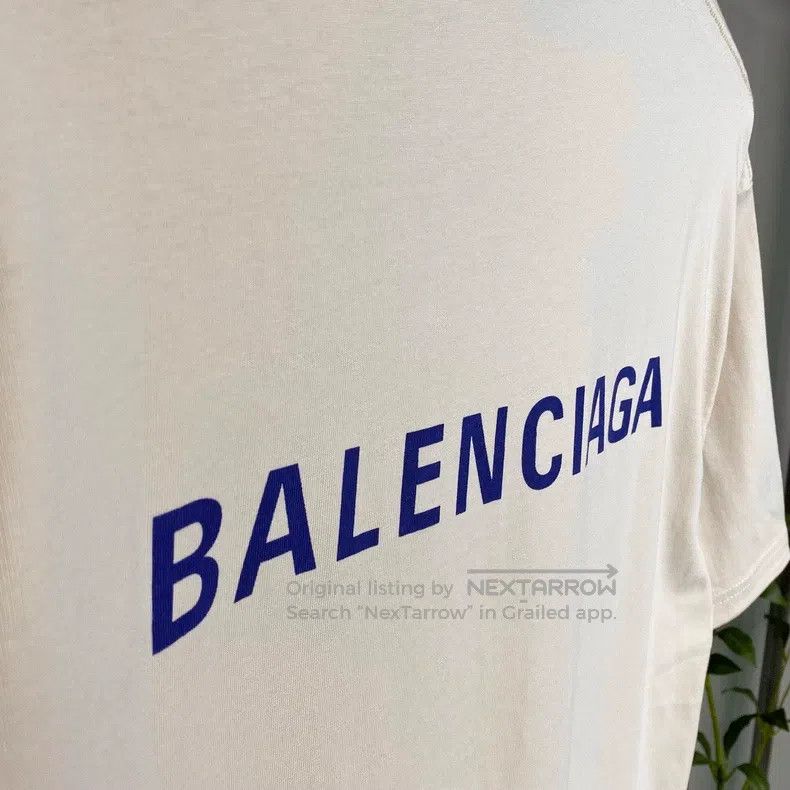 Balenciaga Balenciaga Short-sleeve T-shirt with front and back letter Size US XL / EU 56 / 4 - 6 Thumbnail