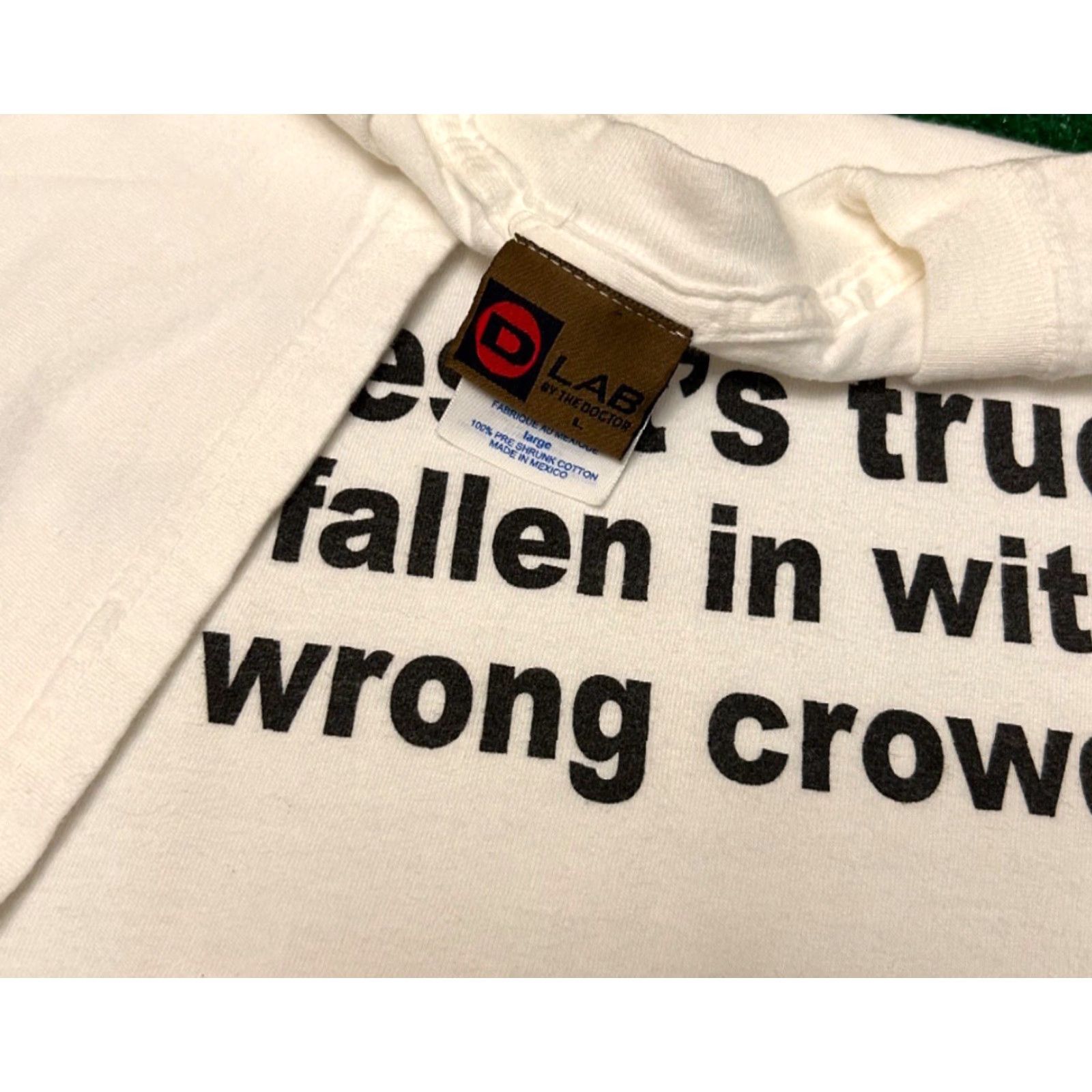 Vintage VINTAGE 90s Fallen In With The Wrong Crowd Humor Skater VTG Shirt Mens Size L White Size US L / EU 52-54 / 3 - 2 Thumbnail