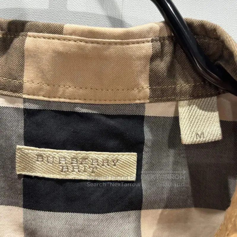 Burberry Burberry M Size Beige Plaid Cotton T. Size US M / EU 48-50 / 2 - 3 Thumbnail