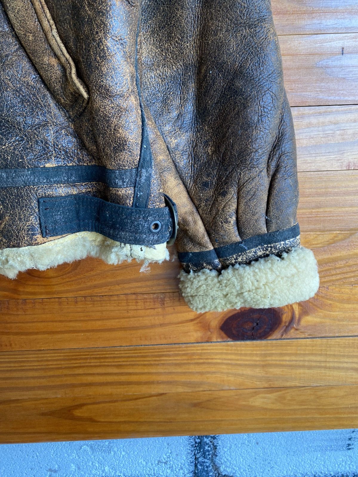 Vintage STRATH CONAR B-3 Shearling Leather Flight Jacket Distressed Size US M / EU 48-50 / 2 - 17 Thumbnail