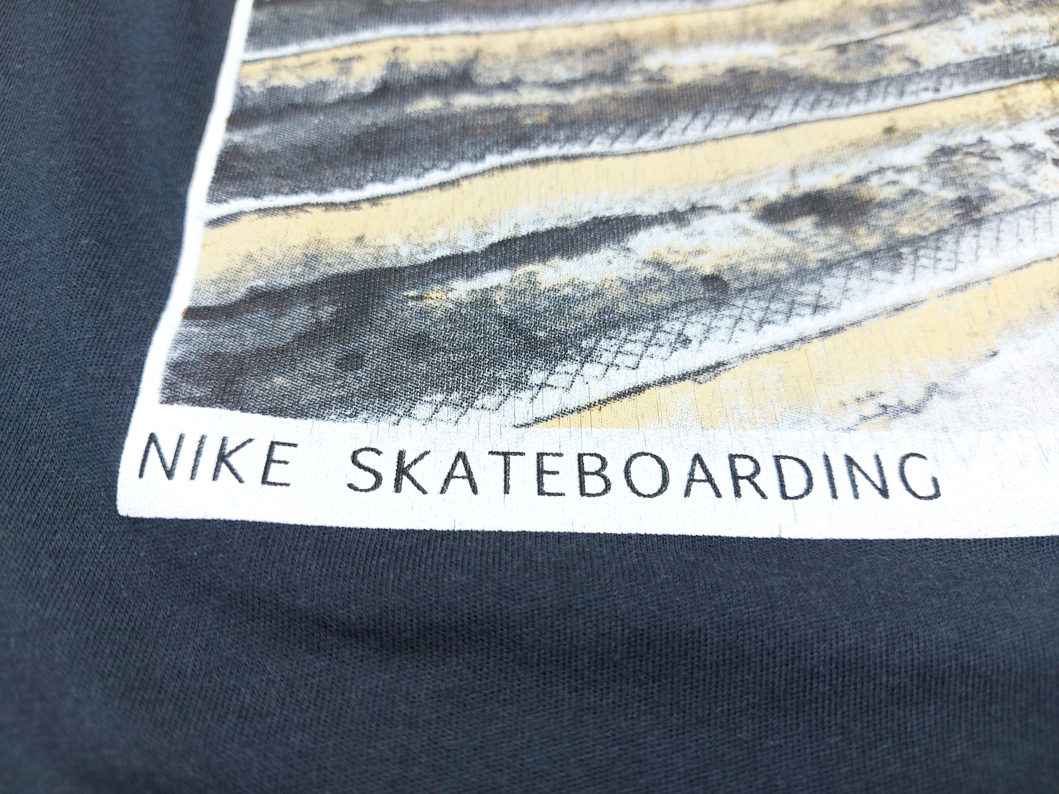 Nike × Vintage Vintage Y2K Nike SB Skate Spot Skateboard TEE Size US S / EU 44-46 / 1 - 8 Thumbnail