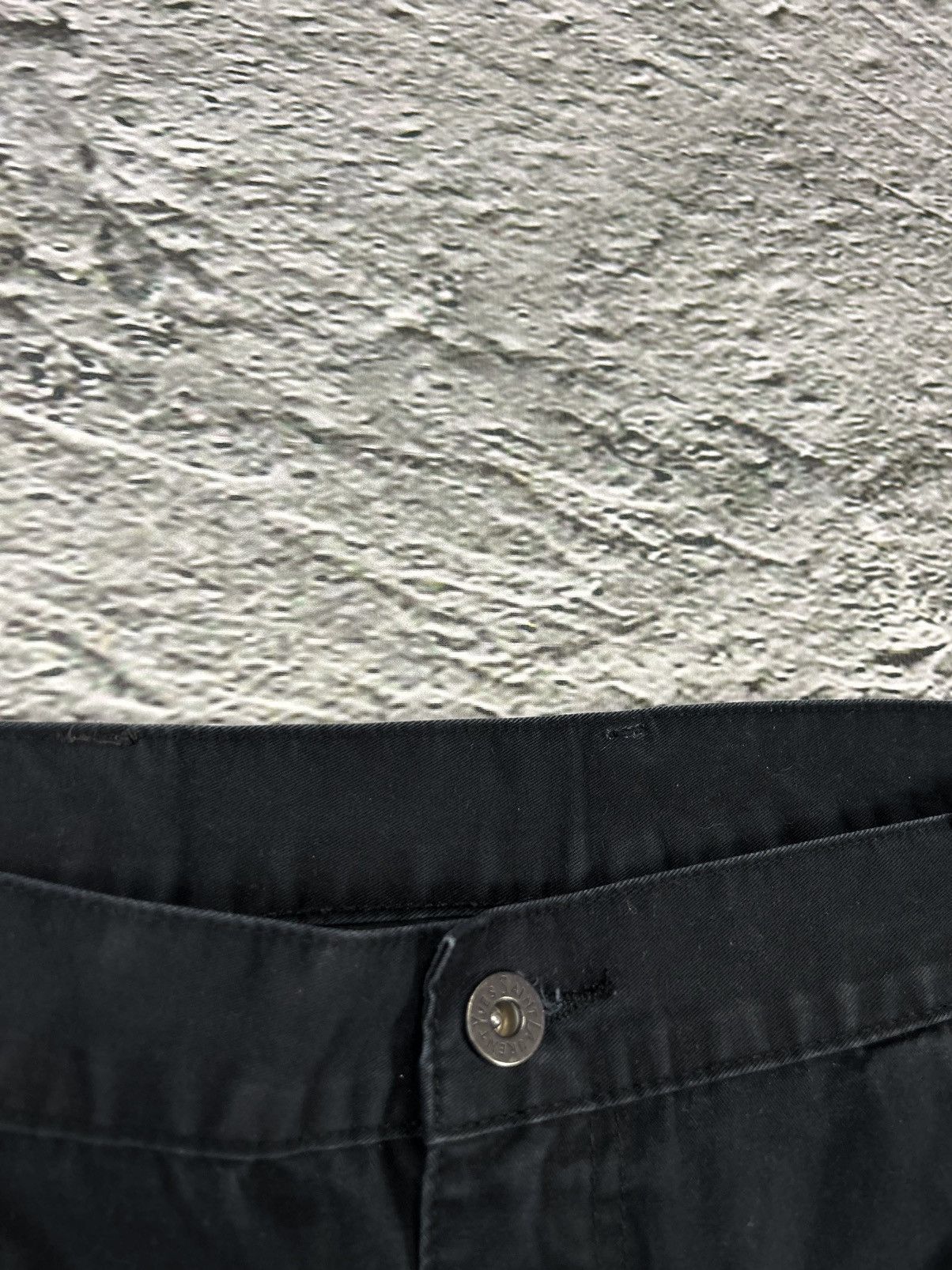 Yves Saint Laurent Yves Saint Laurent vintage black YSL logo chino pants Size US 38 / EU 54 - 6 Thumbnail