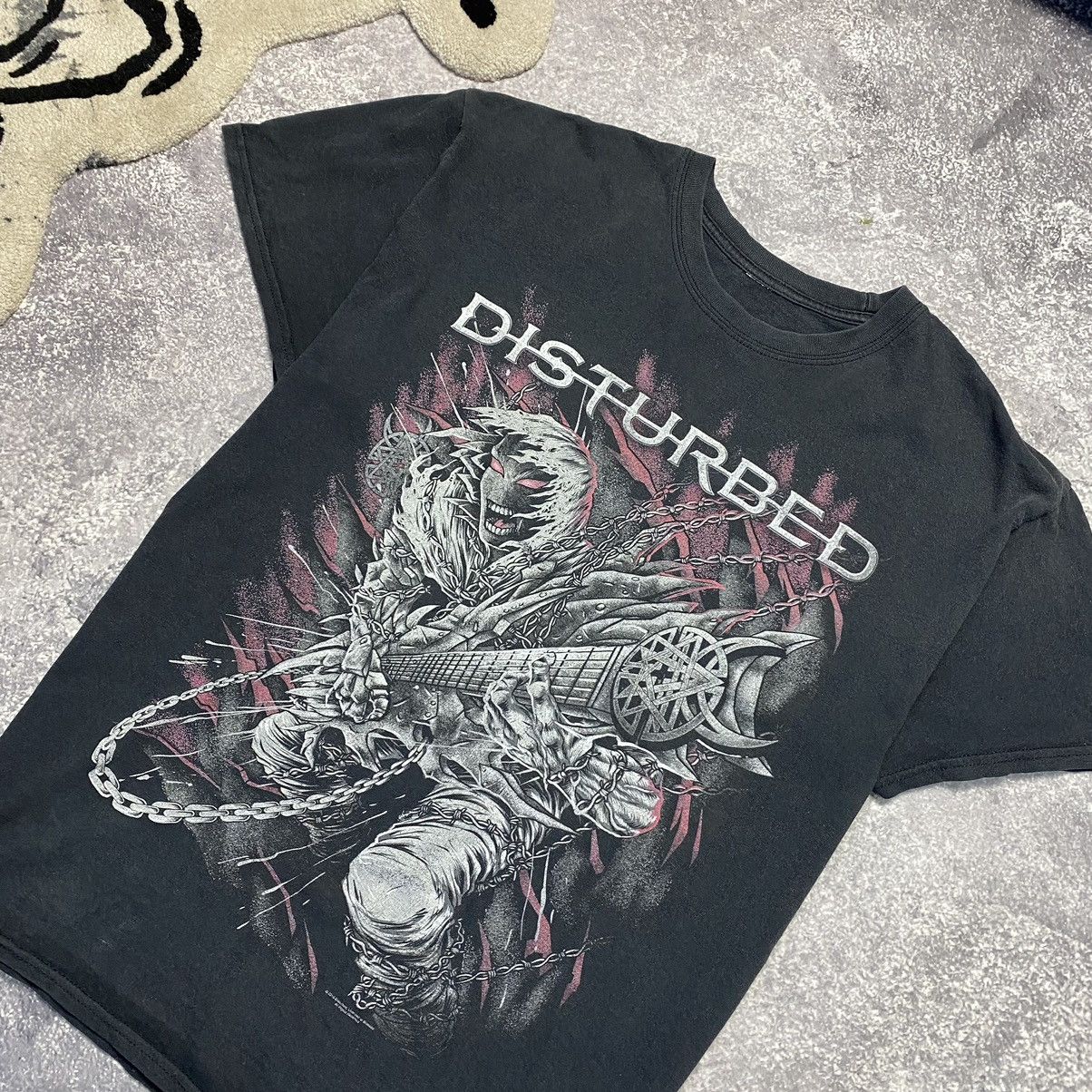 Band Tees × Vintage Vintage Disturbed 2016 Big Graphic logo rare rock band tee Size US M / EU 48-50 / 2 - 2 Thumbnail