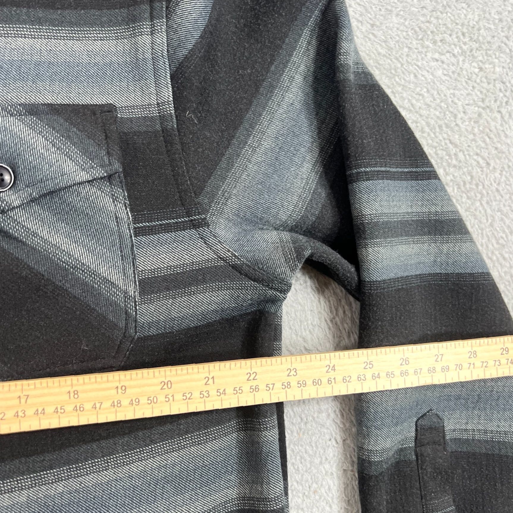 Quiksilver Quicksilver Hoodie Mens M Black Striped Button Jacket Shacket 4 Pocket Multicolor Fleece Sweatshirt Pockets Size US M / EU 48-50 / 2 - 6 Thumbnail