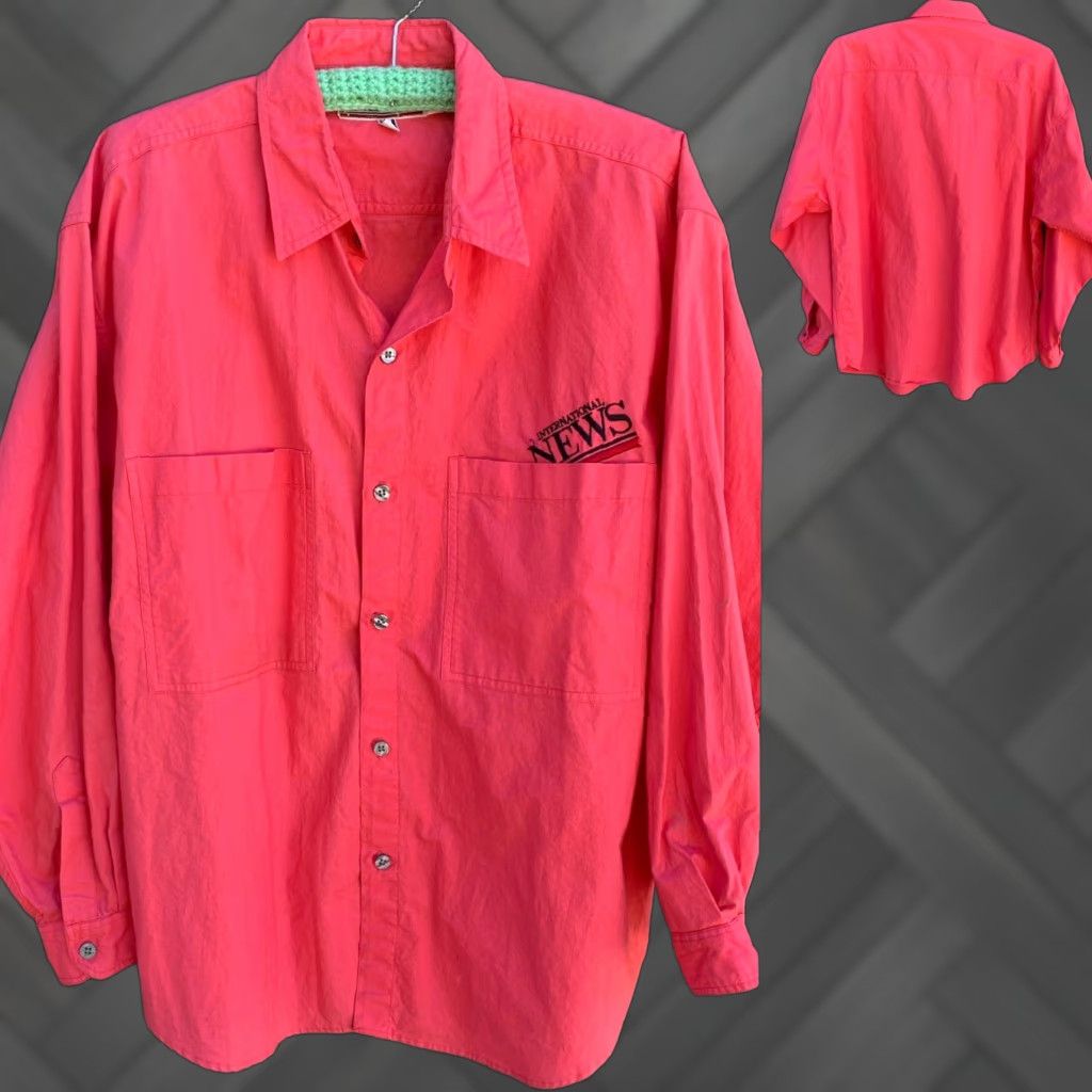 Vintage VINTAGE International News shirt Cotton size M 80s 1980s urban streetwear Long Sleeve Button-Front Mens Size US M / EU 48-50 / 2 - 1 Thumbnail