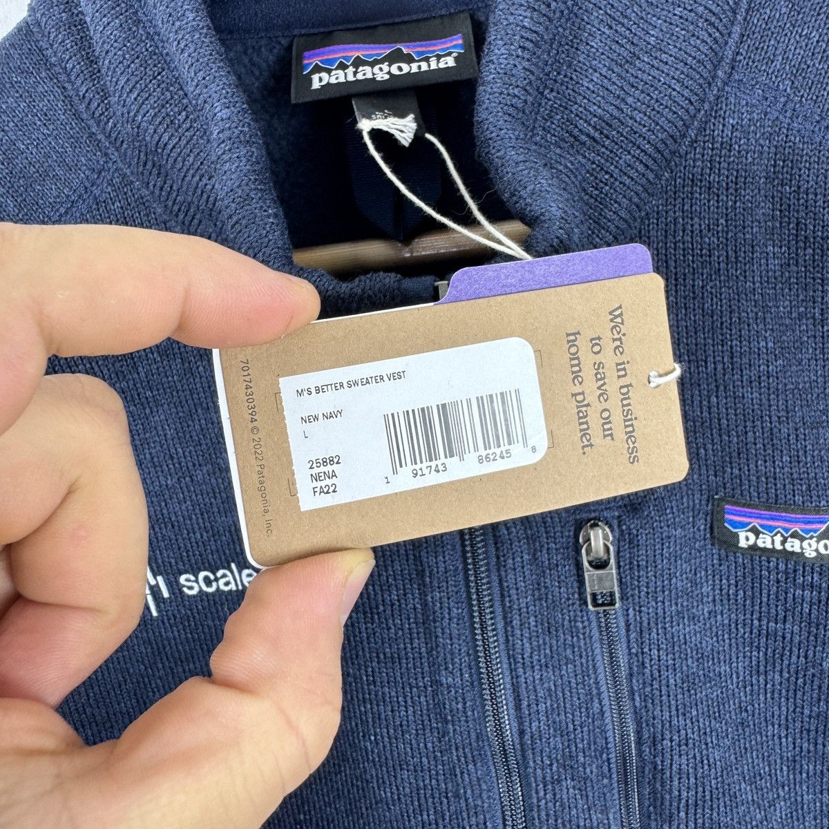 Patagonia NWT PATAGONIA MENS BETTER SWEATER VEST NAVY FLEECE SIZE L/50 Size US L / EU 52-54 / 3 - 6 Thumbnail