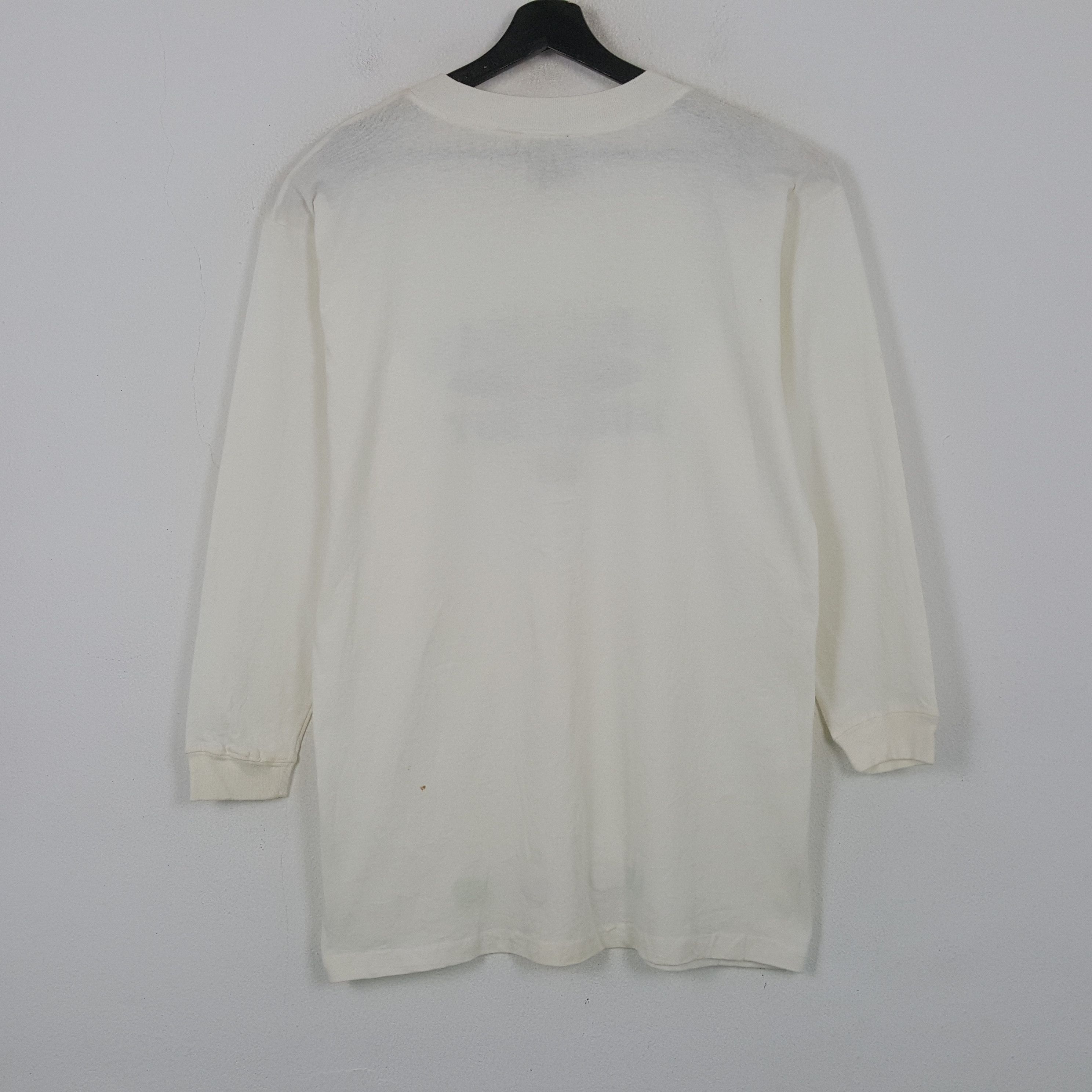 Bugle Boy Bugle Boy Surfing Style Vintage Tshirt RR22 Size US L / EU 52-54 / 3 - 3 Thumbnail