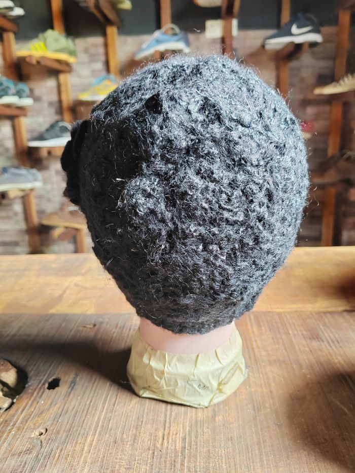 Japanese Brand Vintage Crochet Knitted handmade Beanie Snowcap Size ONE SIZE - 5 Thumbnail
