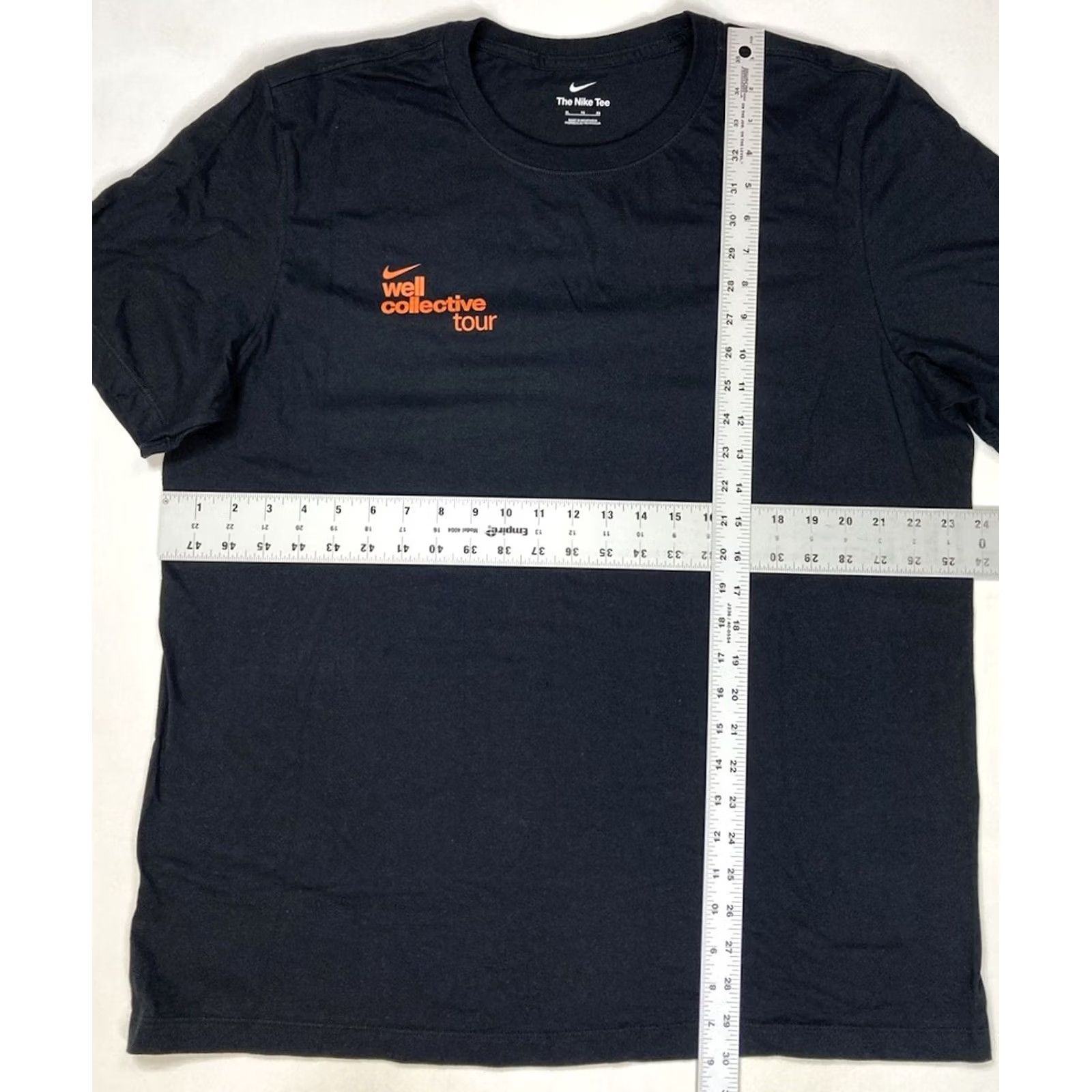 Nike Nike Well Collective Tour 2023 Graphic T-shirt Men XL Black Short Sleeve Size US XL / EU 56 / 4 - 6 Thumbnail