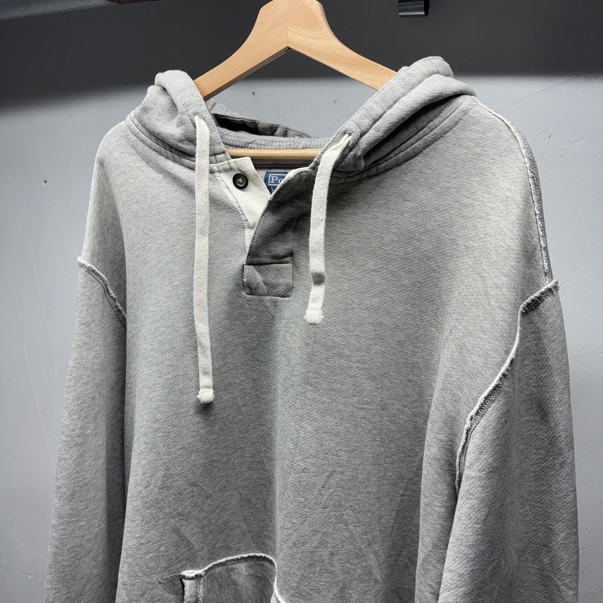 Polo Ralph Lauren Vintage Polo Henley Hoodie Thrashed Distressed Faded Grunge Size US XXL / EU 58 / 5 - 3 Thumbnail