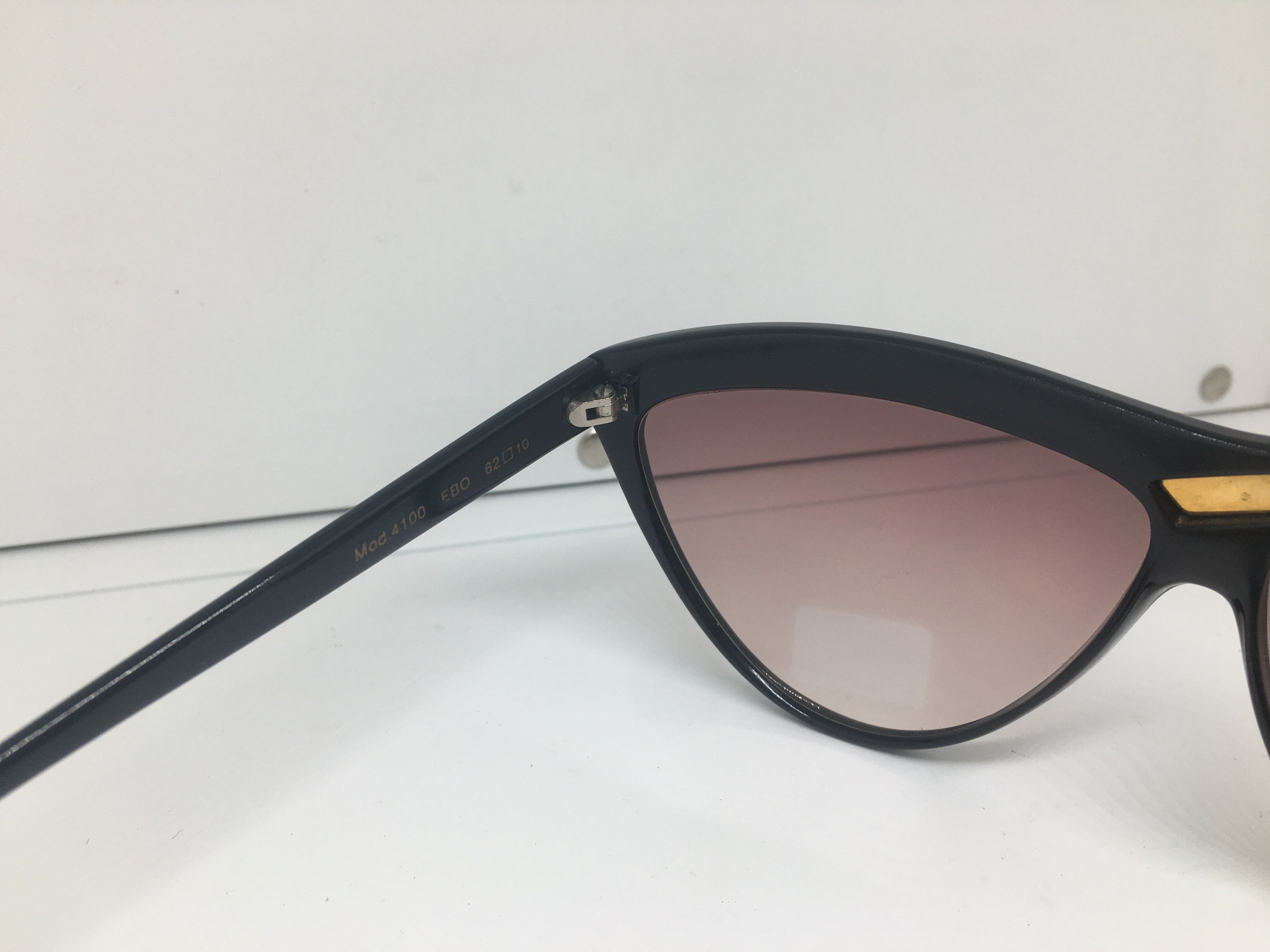 Vintage Vintage 80s Vertice Asymmetric Woman Sunglasses Italy Size ONE SIZE - 6 Thumbnail