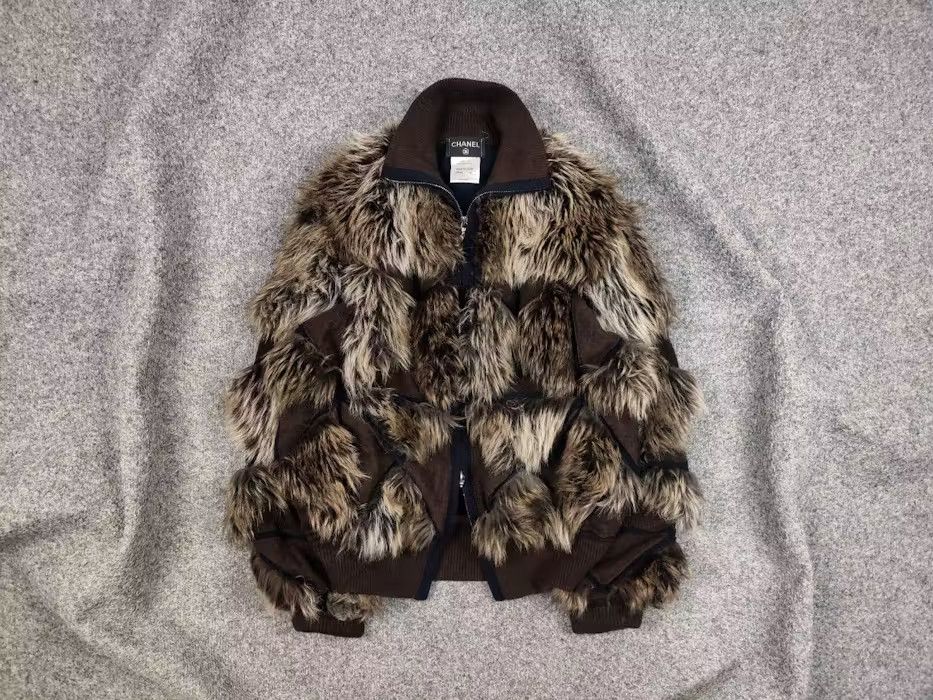 Chanel Chanel La petite veste noire Cachemire Faux Fur Jacket Size XS / US 0-2 / IT 36-38 - 2 Thumbnail