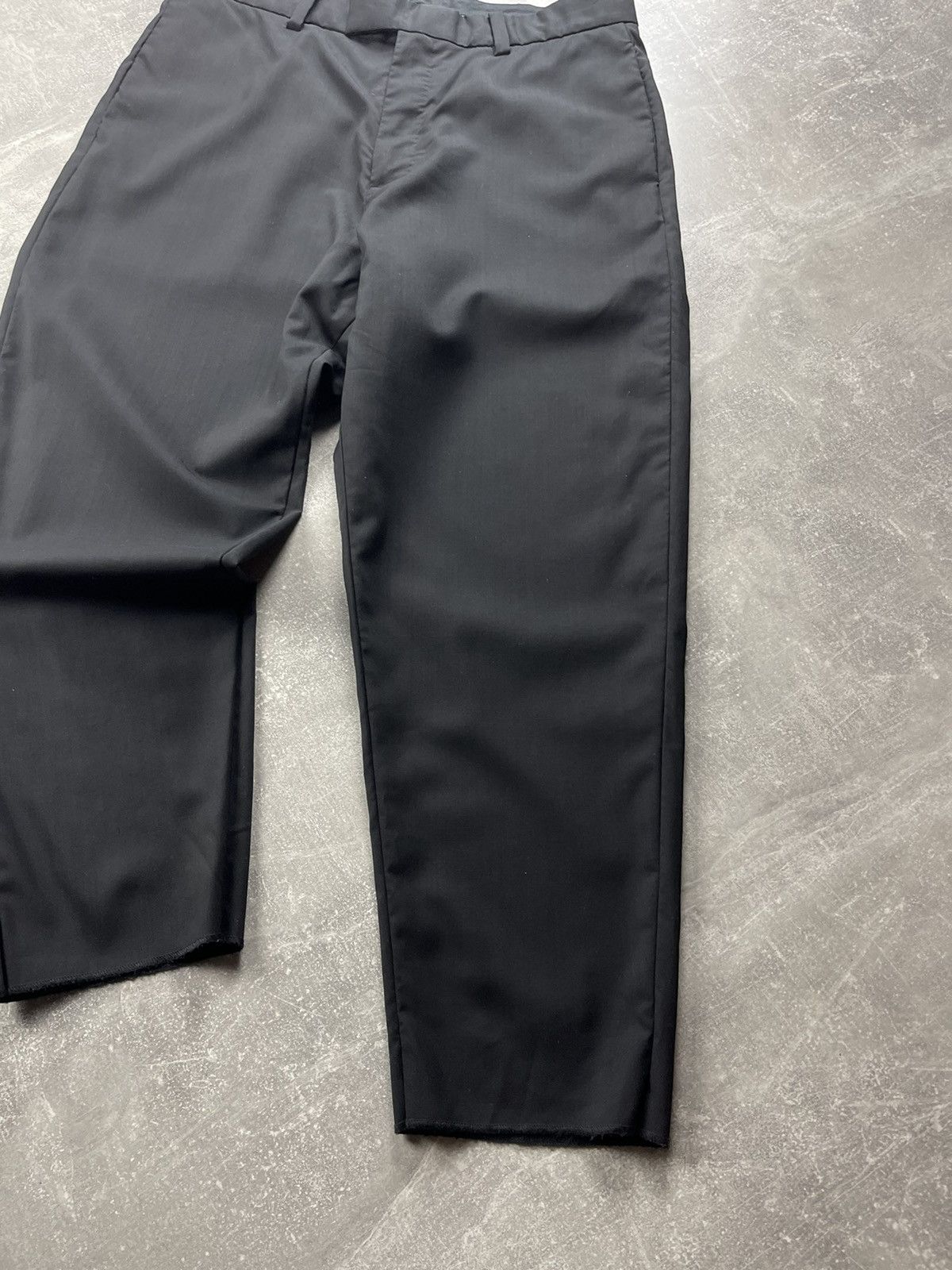 OAMC OAMC Avant-Garde Tailored Wool Cropped Trousers Black Size US 34 / EU 50 - 5 Thumbnail