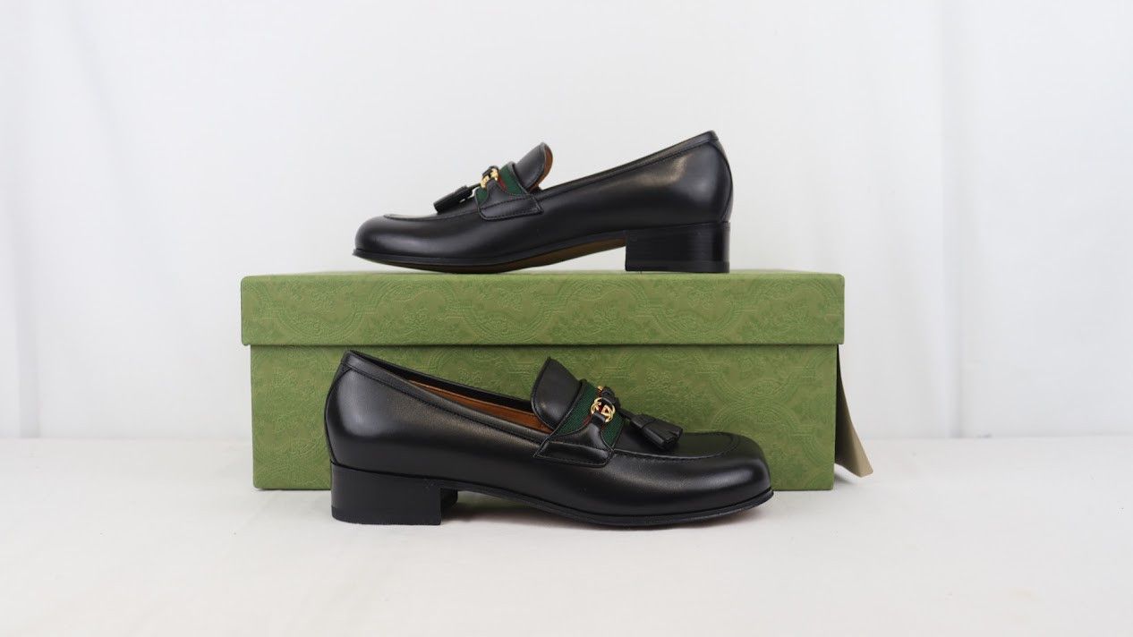 Gucci o1rshd1 Jakarta/NS Gucci Moccasin Leather in Black Size US 7 / IT 37 - 1 Thumbnail