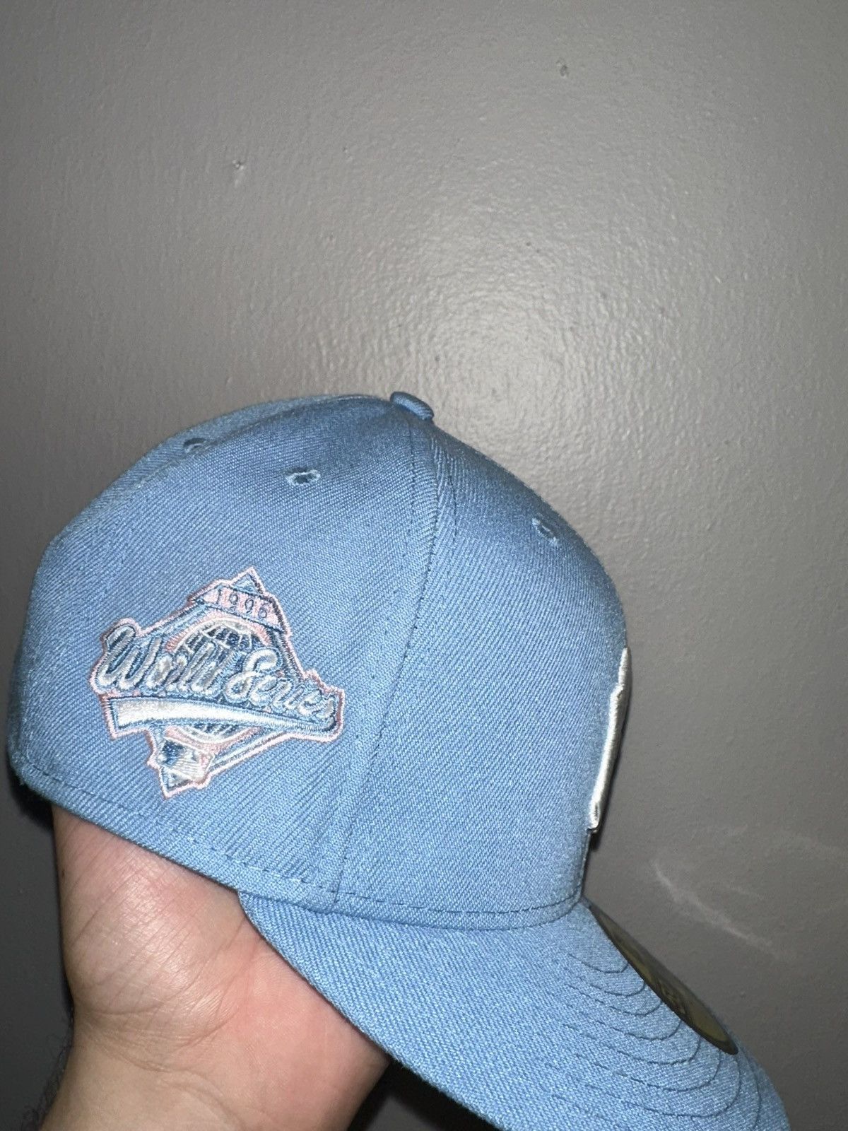 New Era New york Yankees cotton candy Size 46 - 4 Thumbnail
