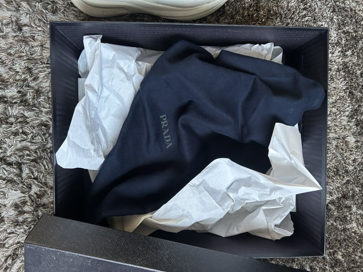 Prada Prada Sneaker White/Beige Size US 8.5 / EU 41-42 - 7 Thumbnail
