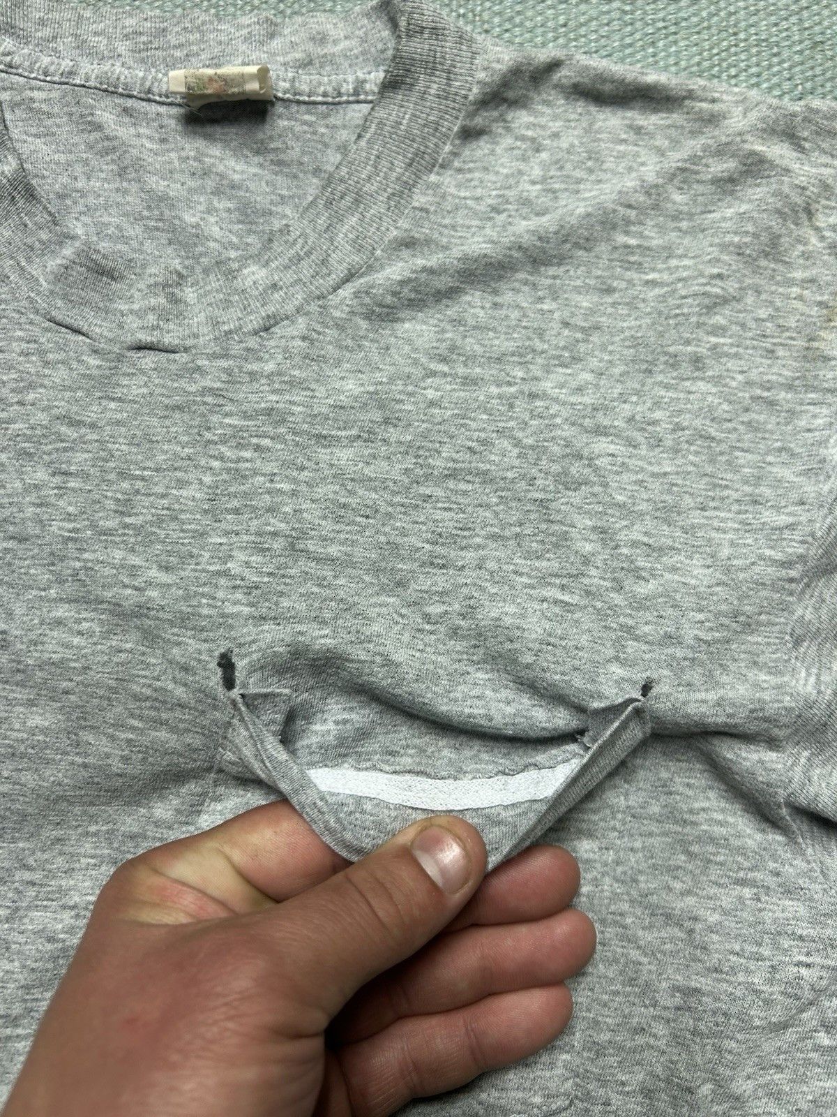 Vintage Vtg 90s pocket t shirt blank heather gray soft worn thin M/L Size US M / EU 48-50 / 2 - 7 Thumbnail