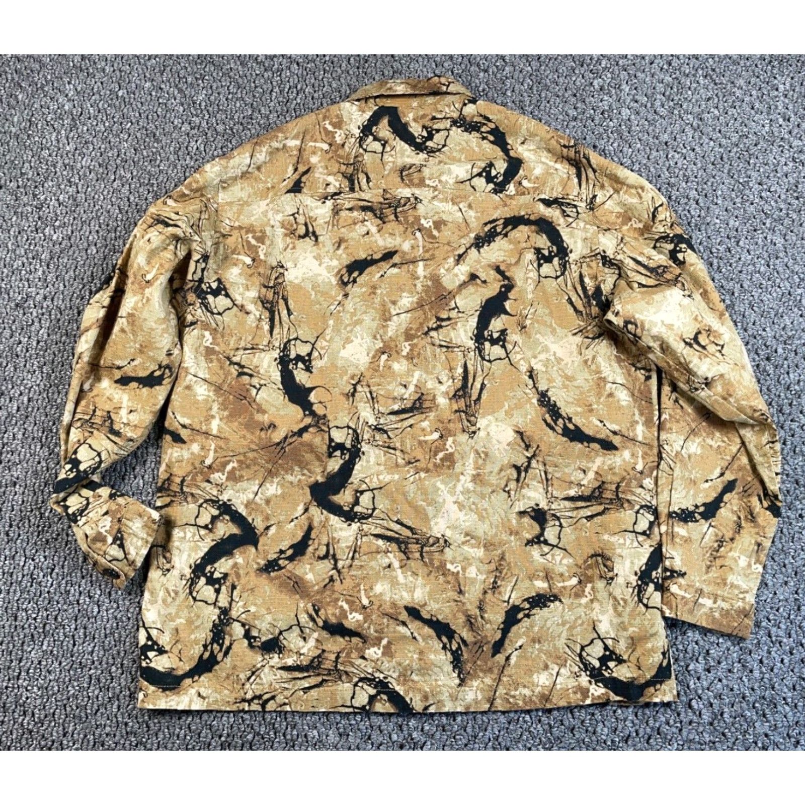 Forever 21 FOREVER 21 Shirt Adult Large Brown Camouflage Cotton Lightweight Long Sleeve Button-Up Pockets Field Mens Size US L / EU 52-54 / 3 - 2 Thumbnail
