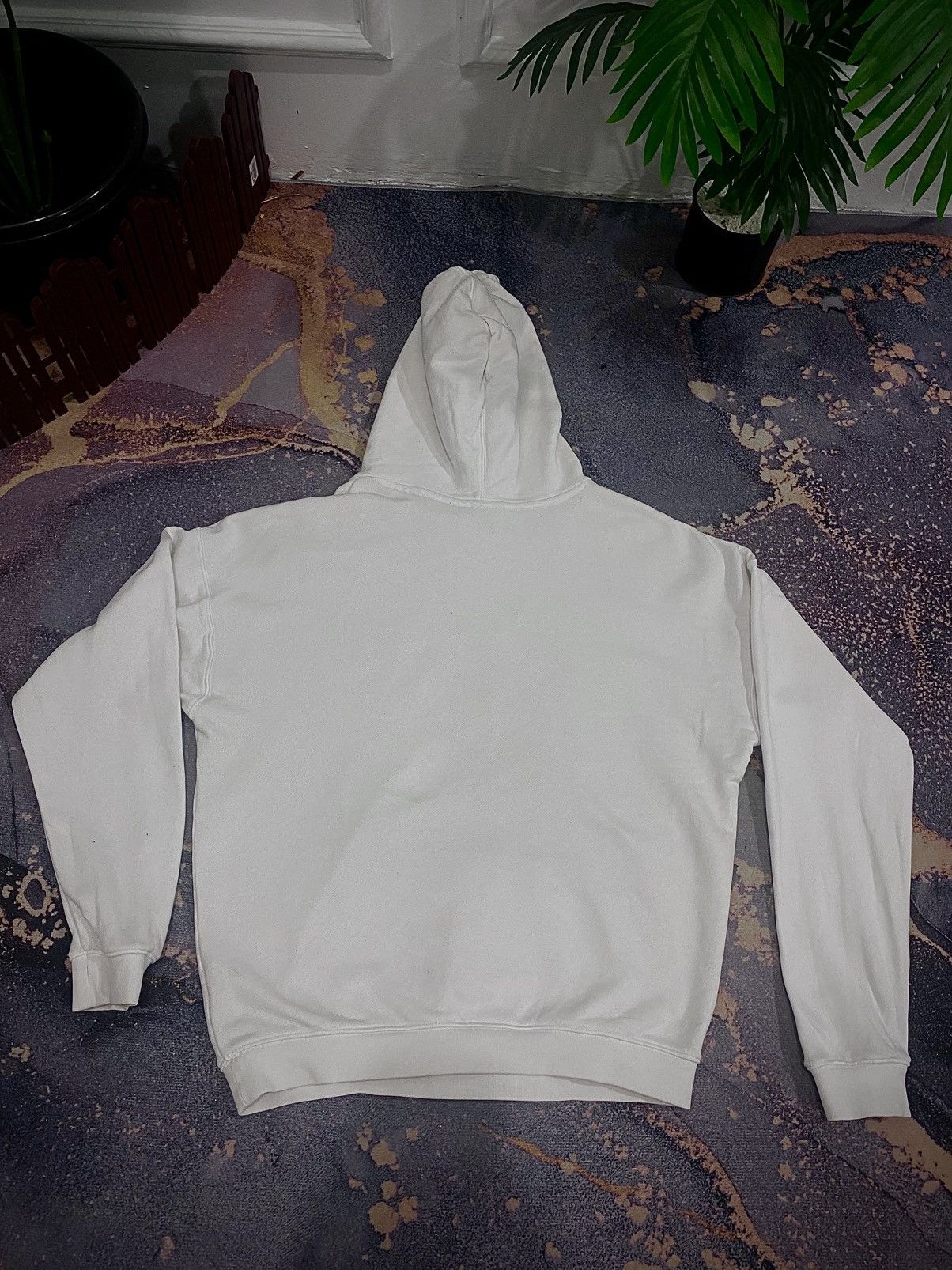 Adidas Adidas Originals V-Day Hoodie / Adidas Heart Hoodie. Size M / US 6-8 / IT 42-44 - 2 Thumbnail