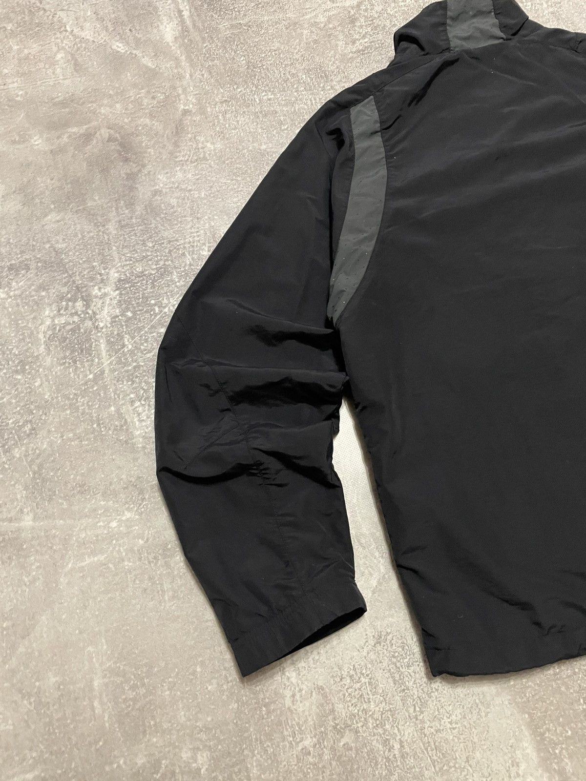 Nike × Vintage Vintage Nike Nylon Track Jacket Drill Size S Size US S / EU 44-46 / 1 - 17 Thumbnail