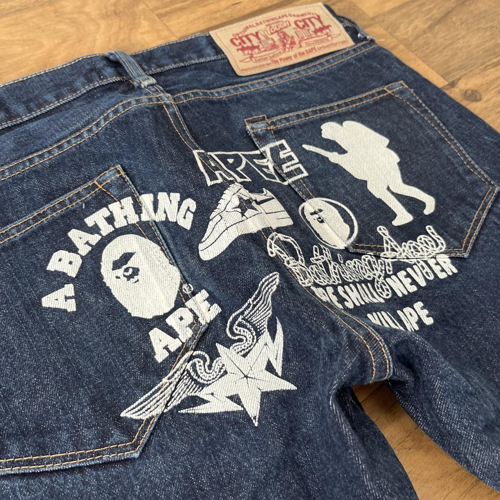 Bape BAPE Logo Jeans - A Bathing Ape Size 32" / US 10 / IT 46 - 3 Thumbnail