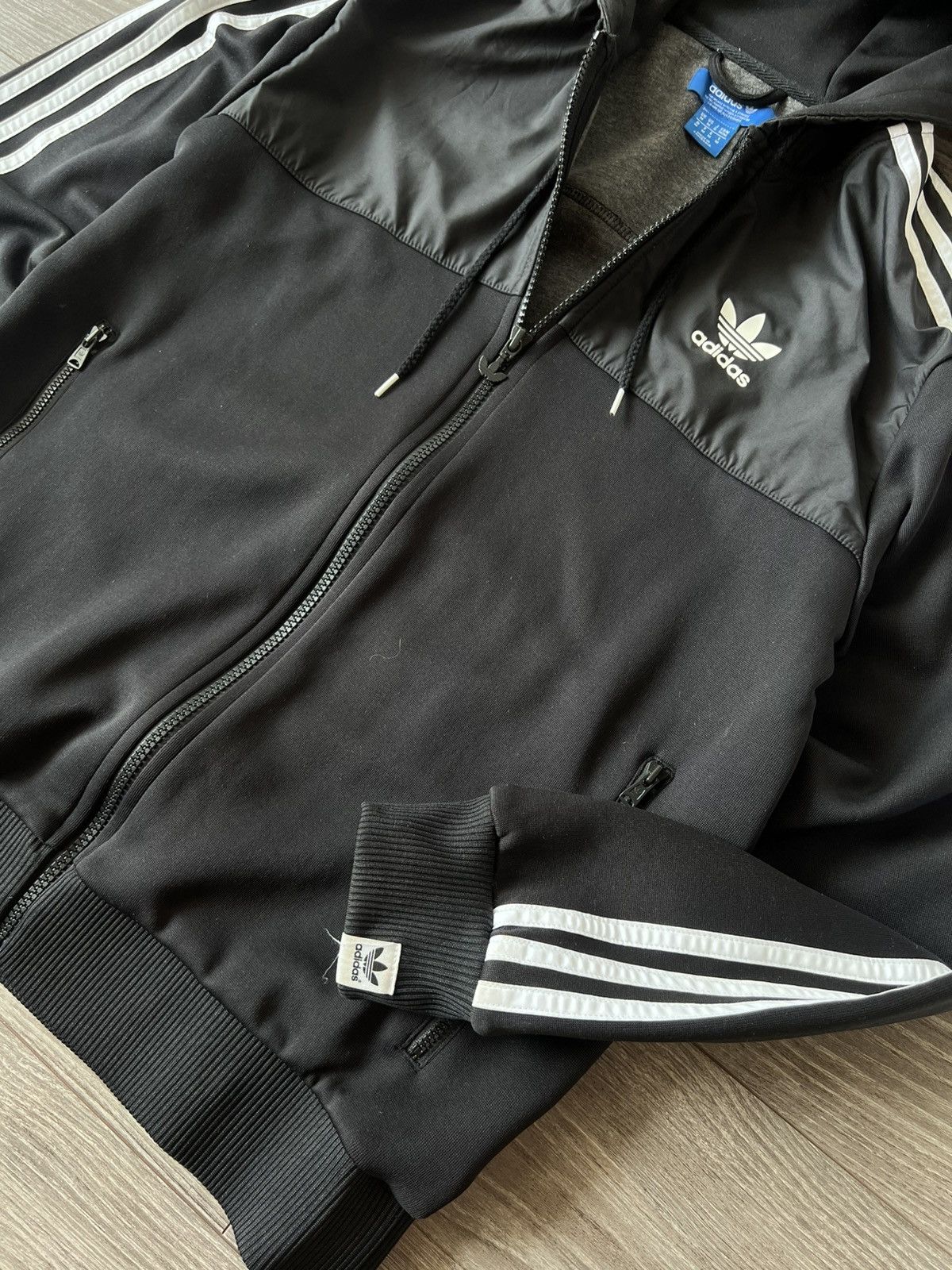 Adidas Archival Adidas Three Stripes Avant Garde Nylon Jacket Size US M / EU 48-50 / 2 - 8 Thumbnail