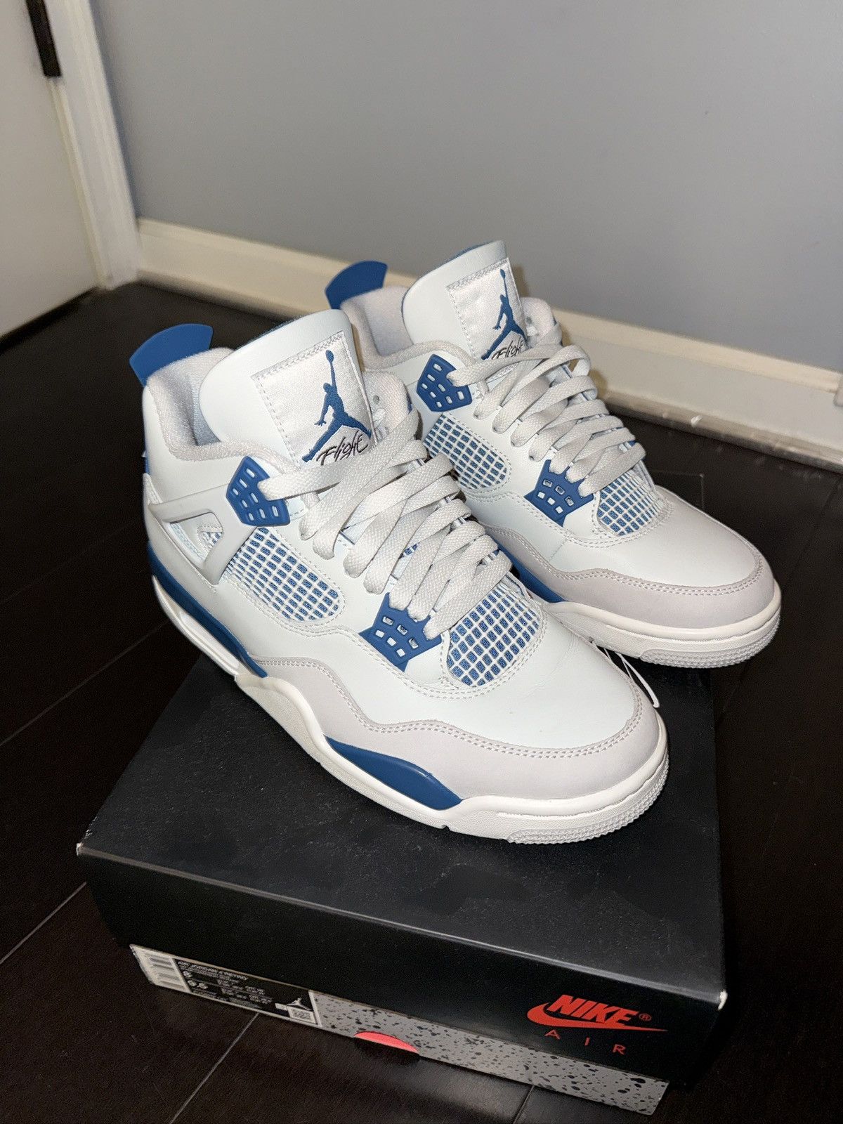 Jordan 4 Military Blue Size 8 Nike