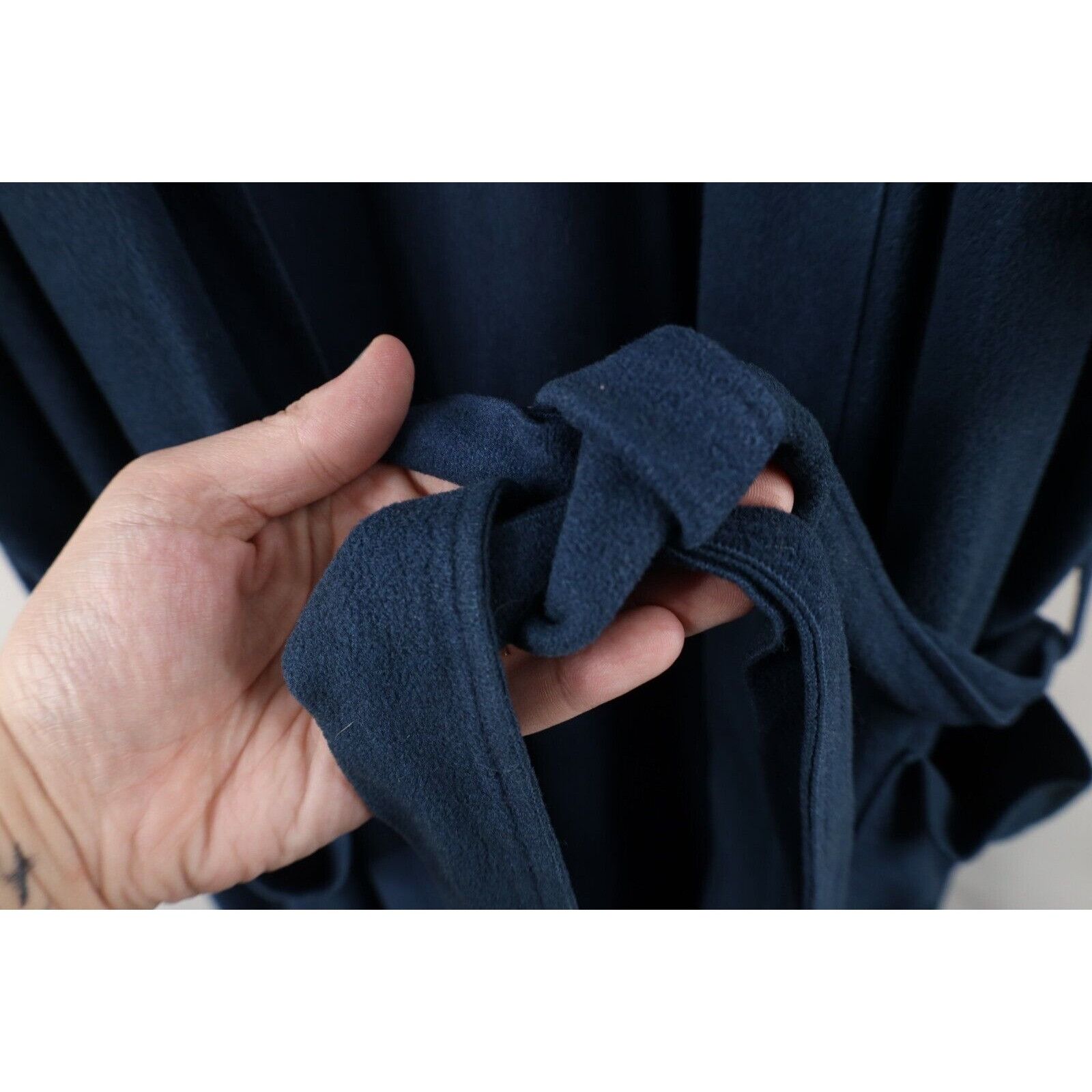 Vintage Vintage 60s 70s StreetwearFaded Velour Belted Bath Robe Size US L / EU 52-54 / 3 - 5 Thumbnail