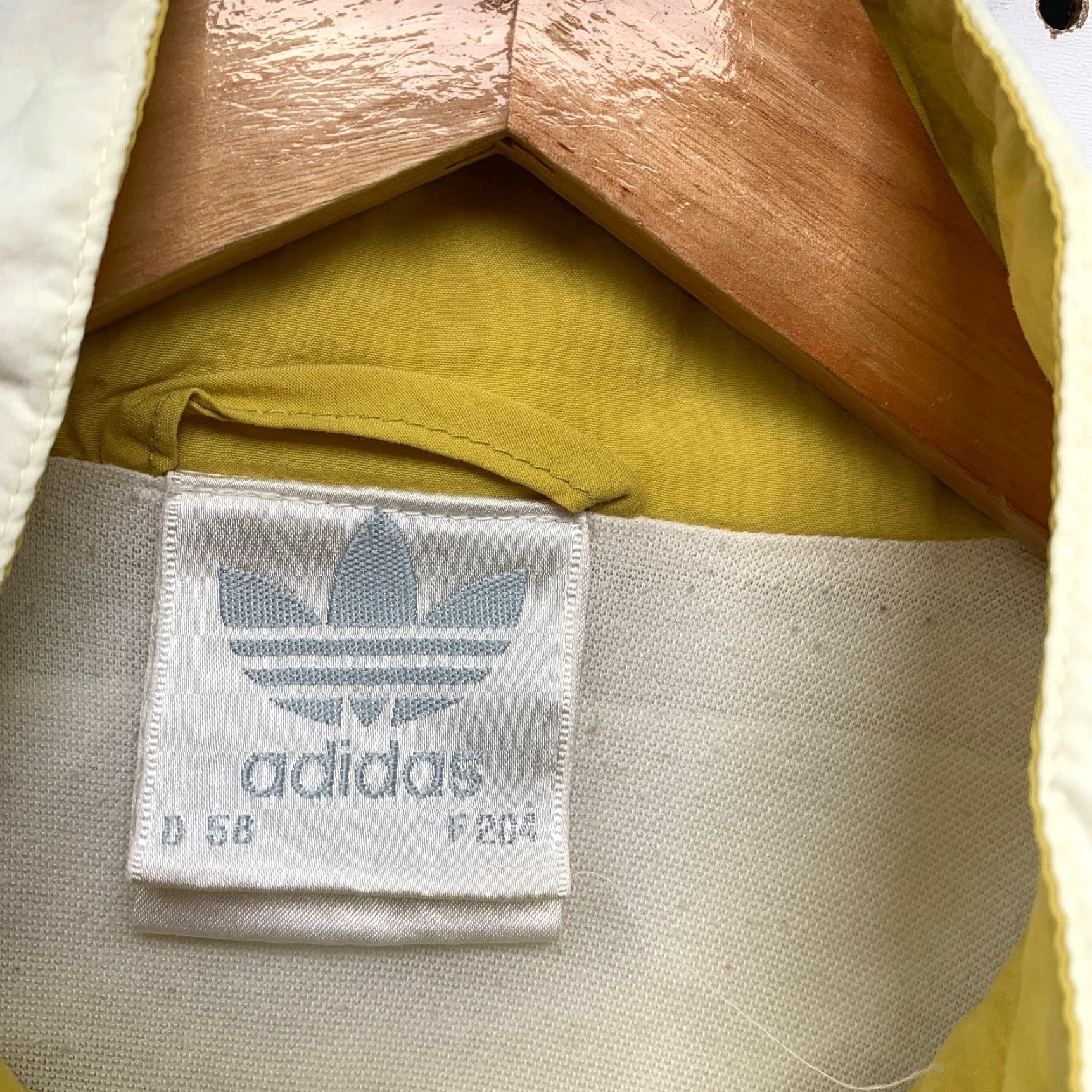 Adidas VINTAGE Adidas ATP Tour Windbreaker Jacket Mens XL Oversized White Purple Size US XL / EU 56 / 4 - 3 Thumbnail