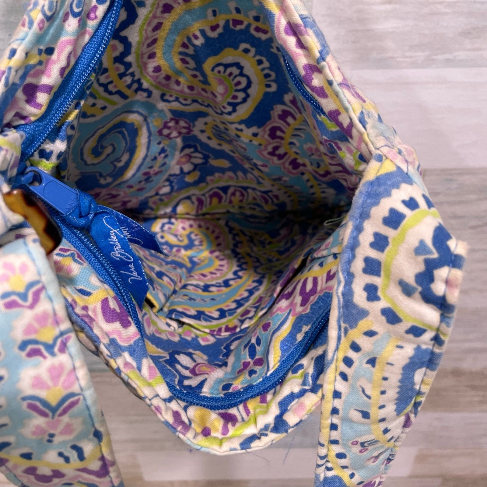 Vera Bradley Vera Bradley Capris Blue Cross Body Bag Paisley y2K Size ONE SIZE - 4 Thumbnail