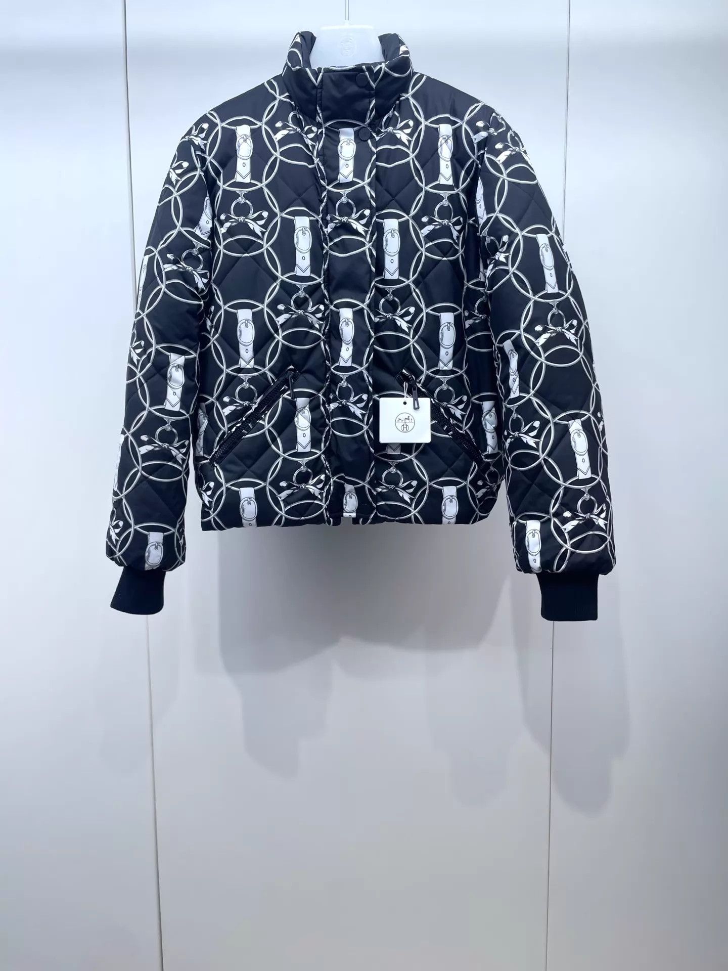 Hermes Hermes Printed Double-Faced Down Jacket 38, 99 New with