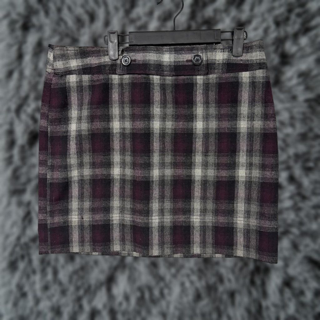 Ann Taylor Ann Taylor Loft Skirt Size 12 Gray Purple Plaid Wool Blend Dark Academia Goth Size 34" / US 12 / IT 48 - 1 Thumbnail