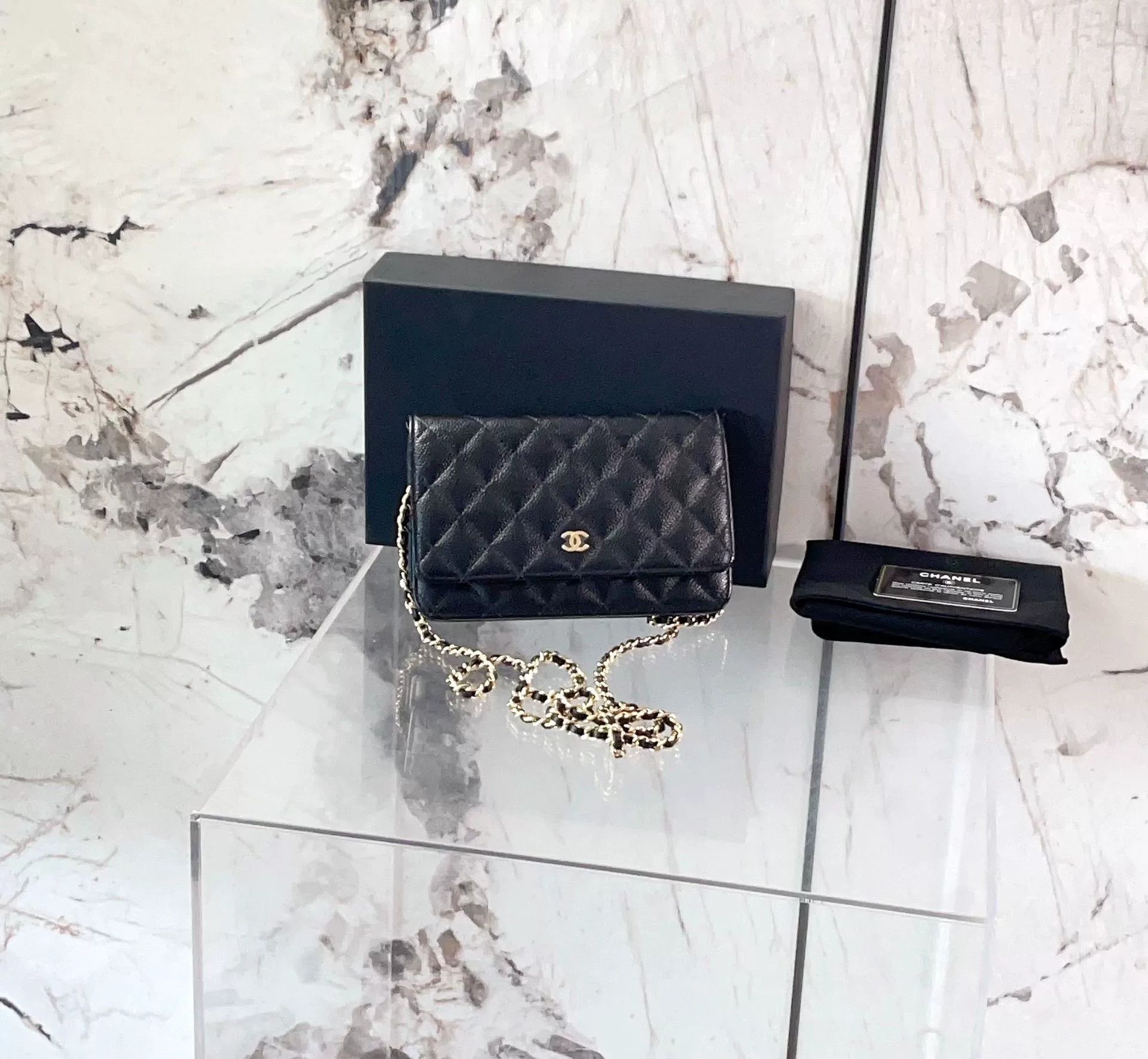 Chanel Pre-loved Bag Very good condition Size ONE SIZE - 1 Thumbnail