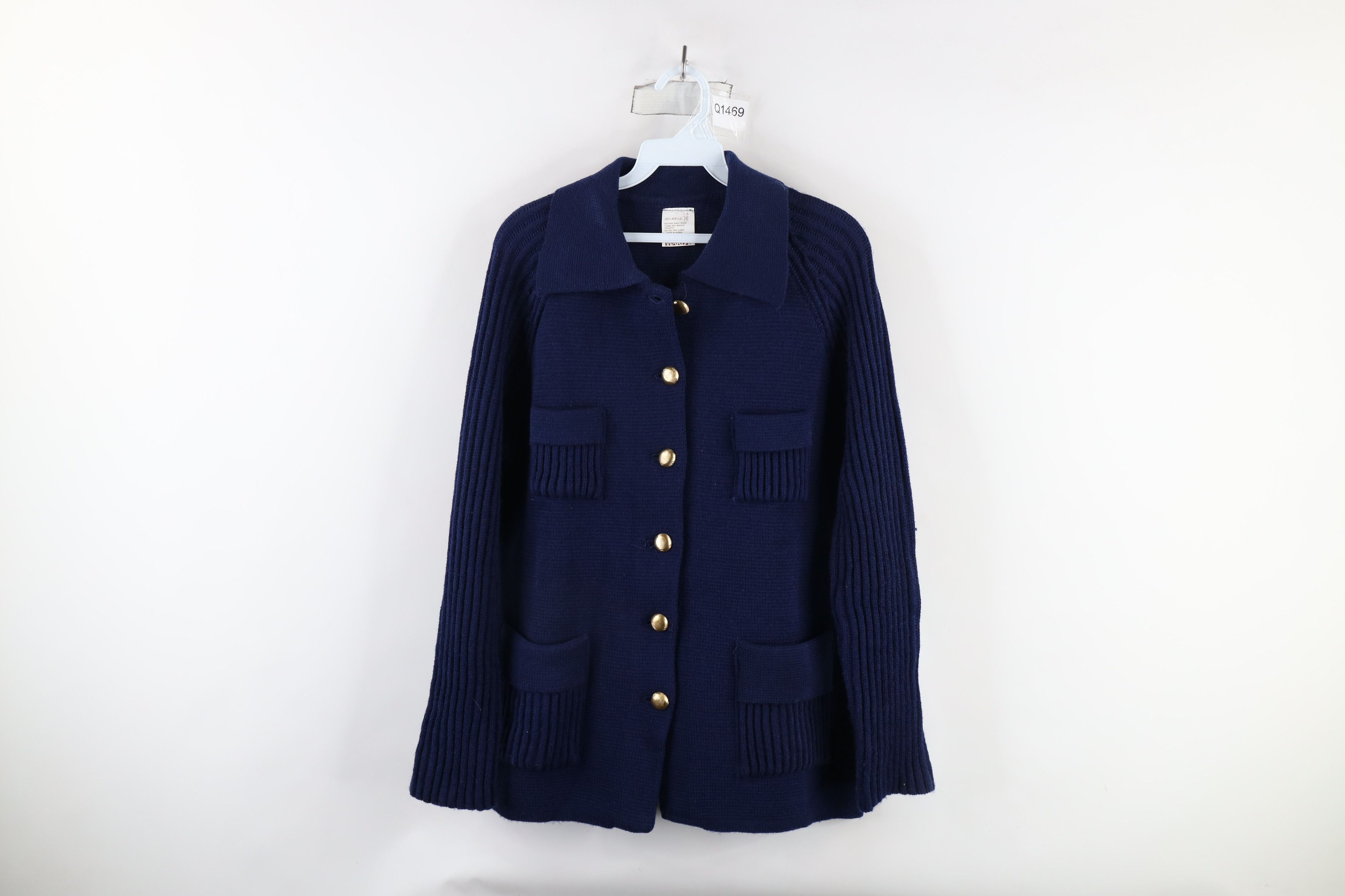 Vintage Vintage 60s 70s Streetwear Button Cardigan Sweater Blazer Size XS / US 0-2 / IT 36-38 - 1 Thumbnail