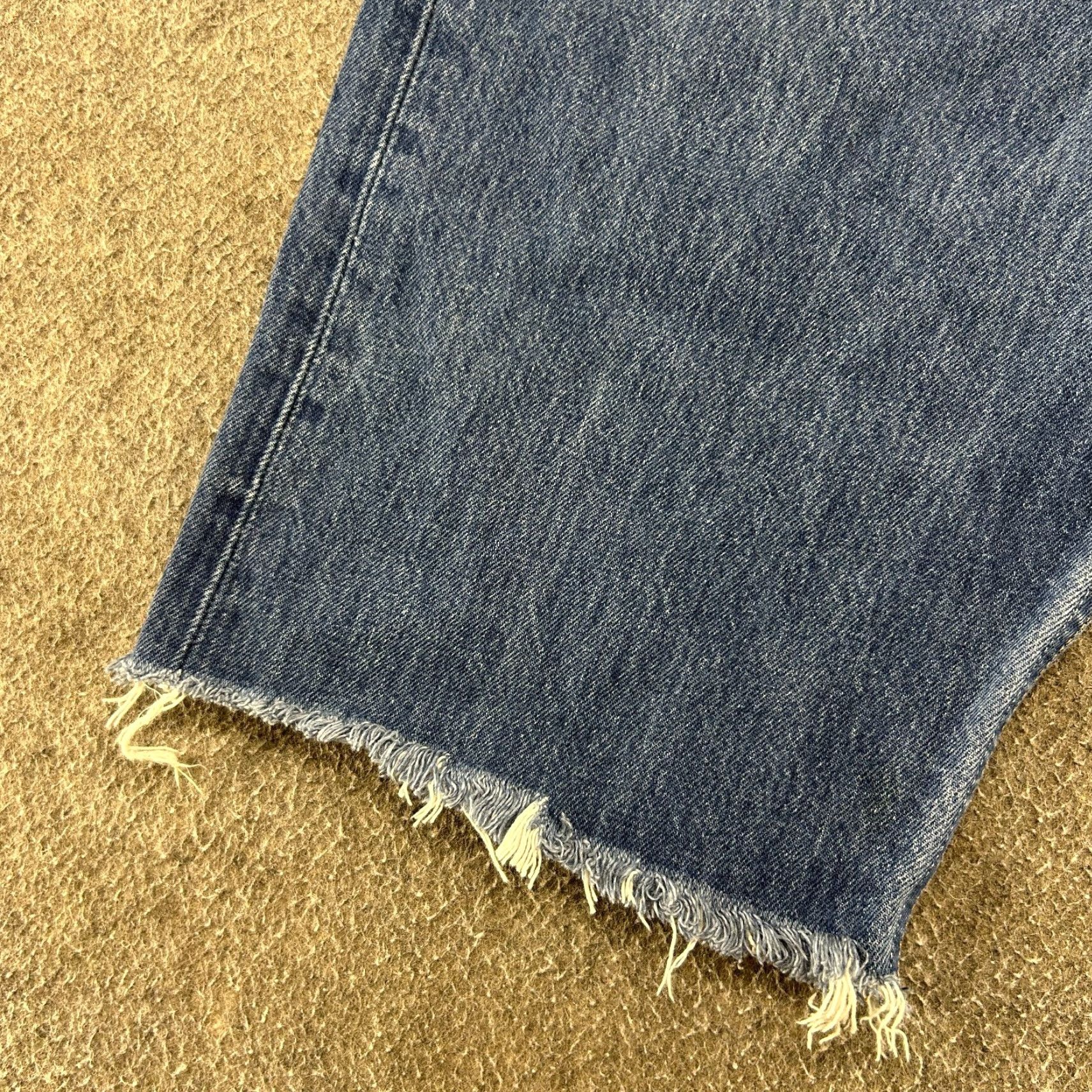 Levi's VINTAGE Levi's 501 Shorts Men 38 Blue Denim Distressed USA 90s Chino 5-Pocket Size US 38 / EU 54 - 5 Thumbnail