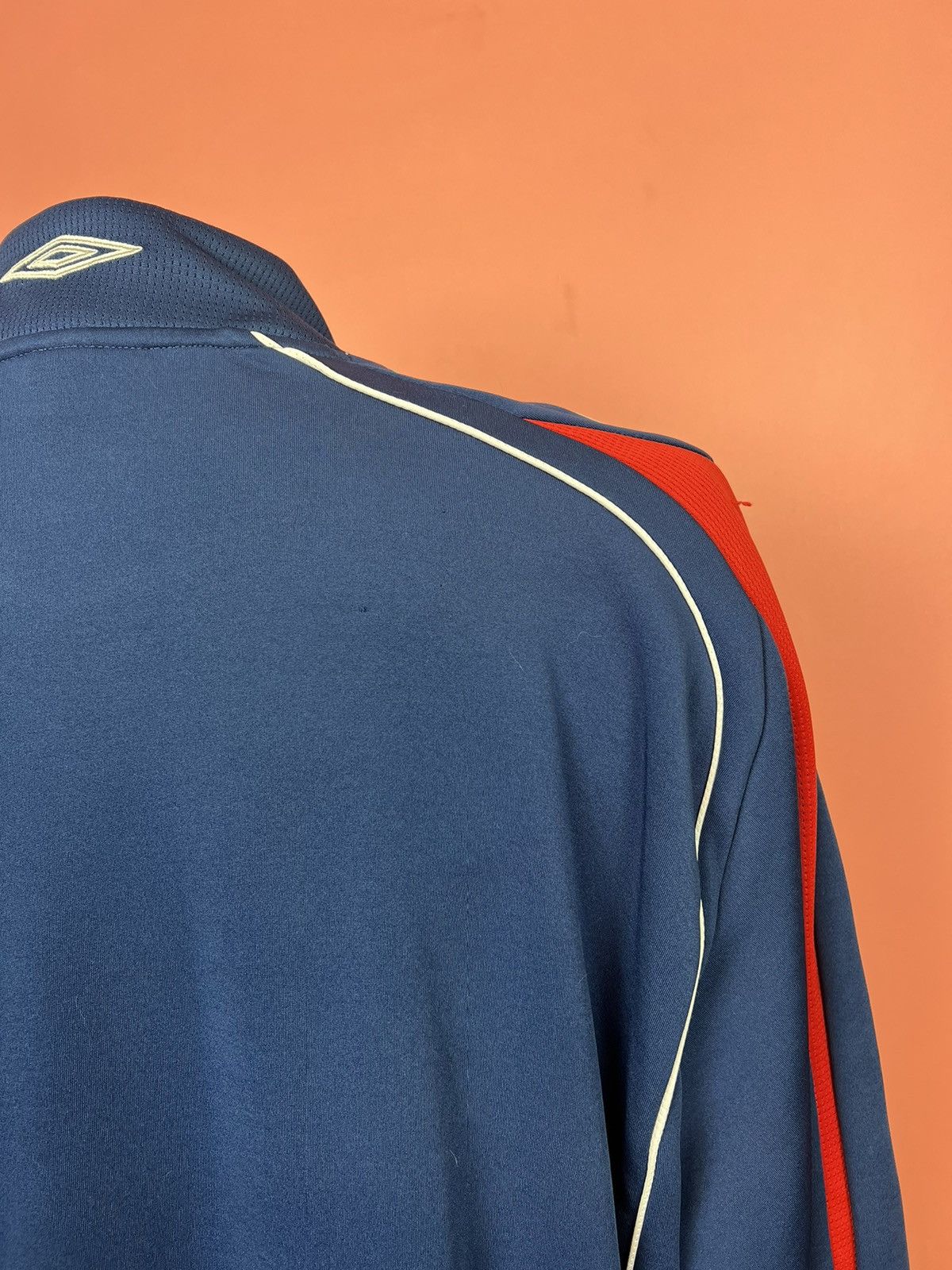 Umbro Umbro england soccer jersey football sweatshirt Size US XXL / EU 58 / 5 - 13 Thumbnail