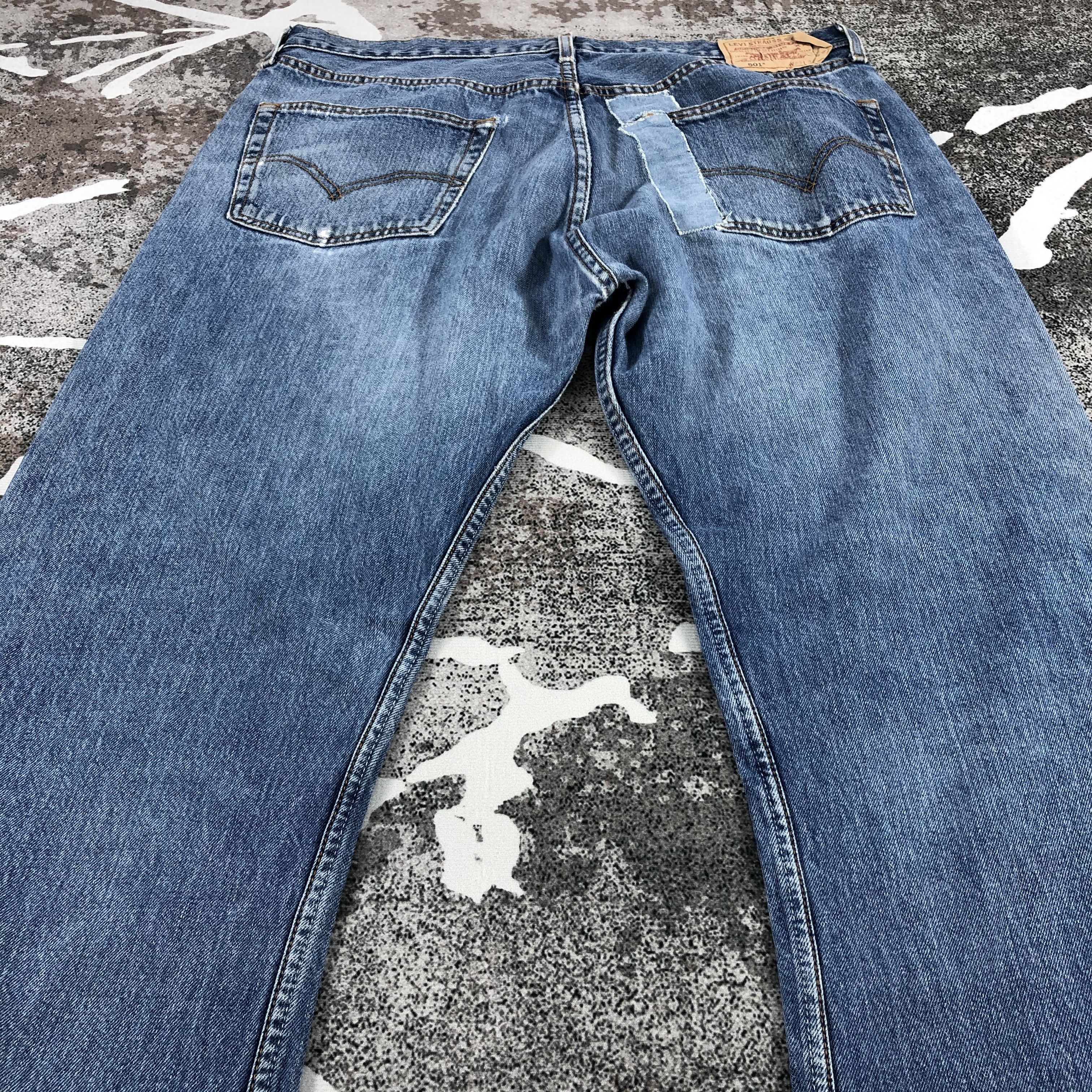 Levi's Vintage Levis 501 Jeans Faded Blue Distressed Denim KJ612 Size US 38 / EU 54 - 4 Thumbnail