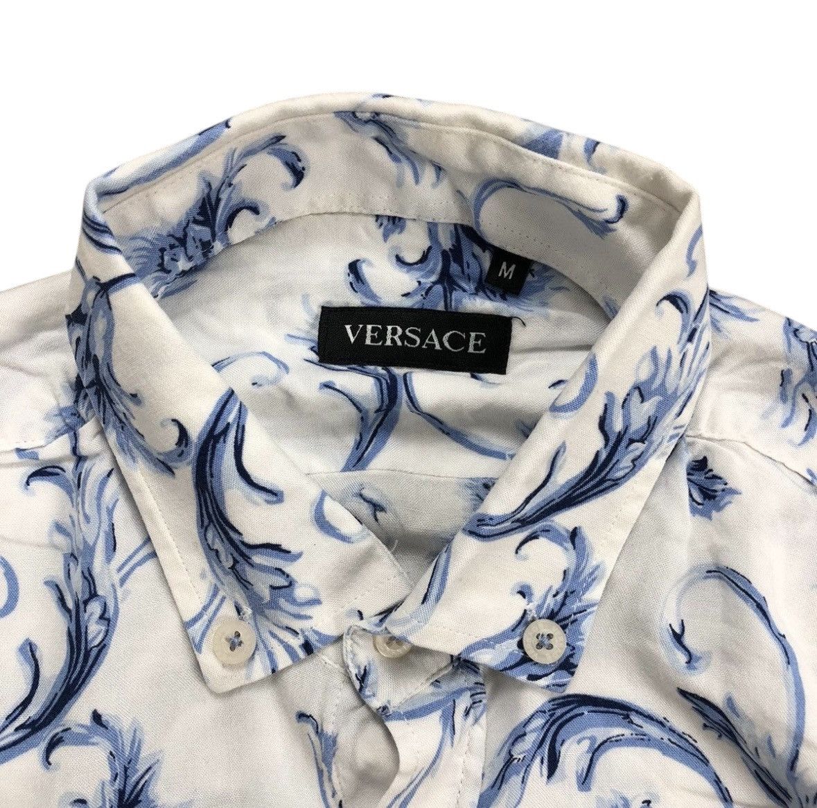 Versace 2000s Archives Versace Floral Shirt Size US M / EU 48-50 / 2 - 6 Thumbnail