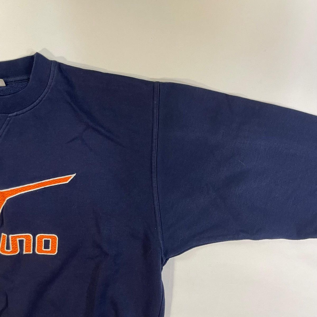 Mizuno Navy and orange Mizuno crewneck sweatshirt Crewneck vintage Size US M / EU 48-50 / 2 - 4 Thumbnail