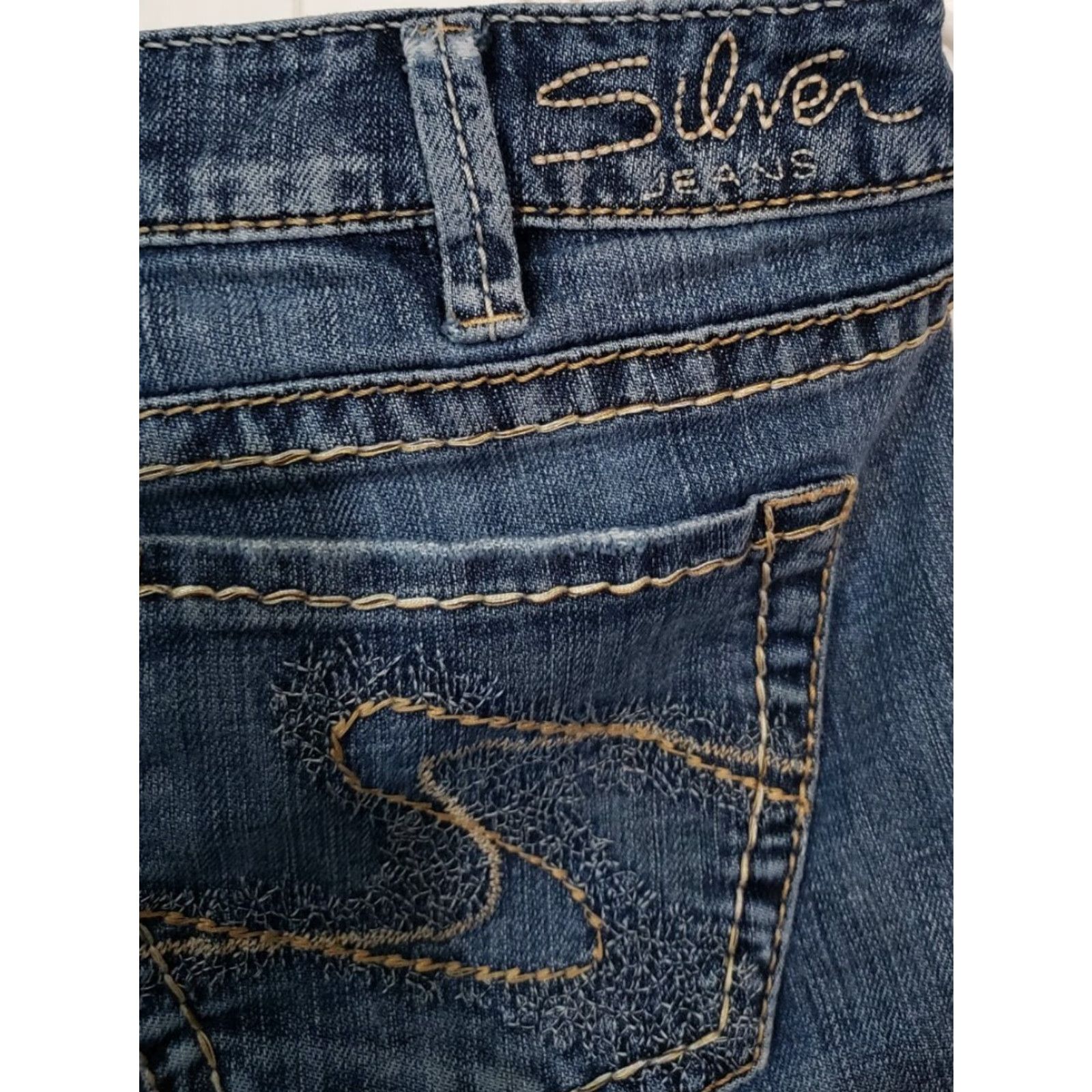 Vintage **Women's Silver Aiko Bootcut Denim Blue Jeans Size 30 x 31** User: **Vintage Women's Silver Aiko Bootcut Denim Blue Jeans Size 30 x 31** Size 30" / US 8 / IT 44 - 3 Thumbnail
