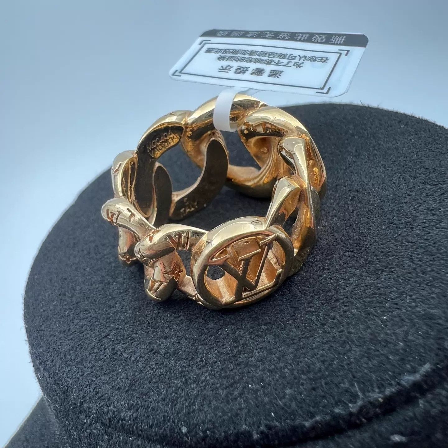 Louis Vuitton LV gold ring size S Size ONE SIZE - 3 Thumbnail